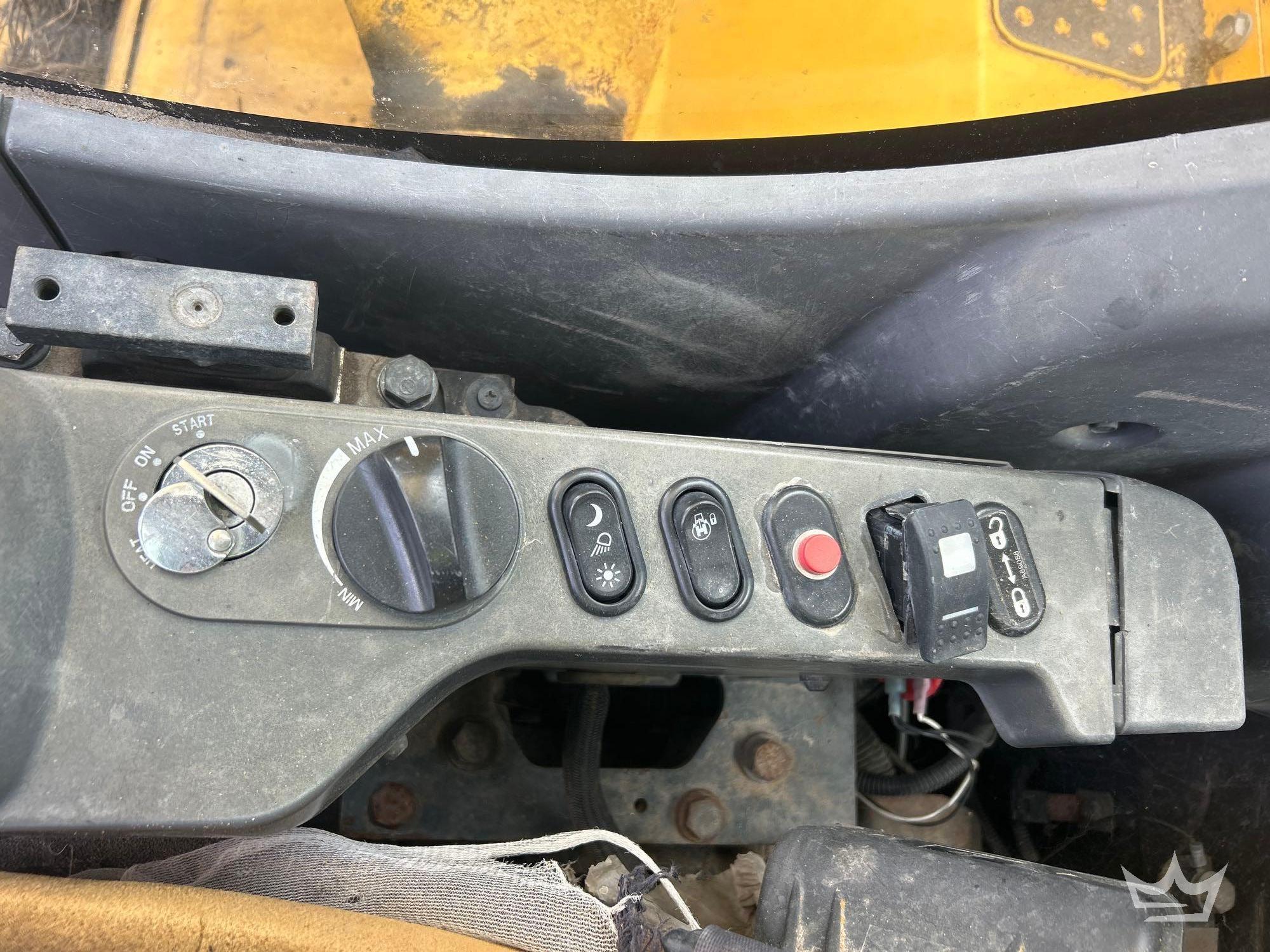 2017 Komatsu PC138USLC