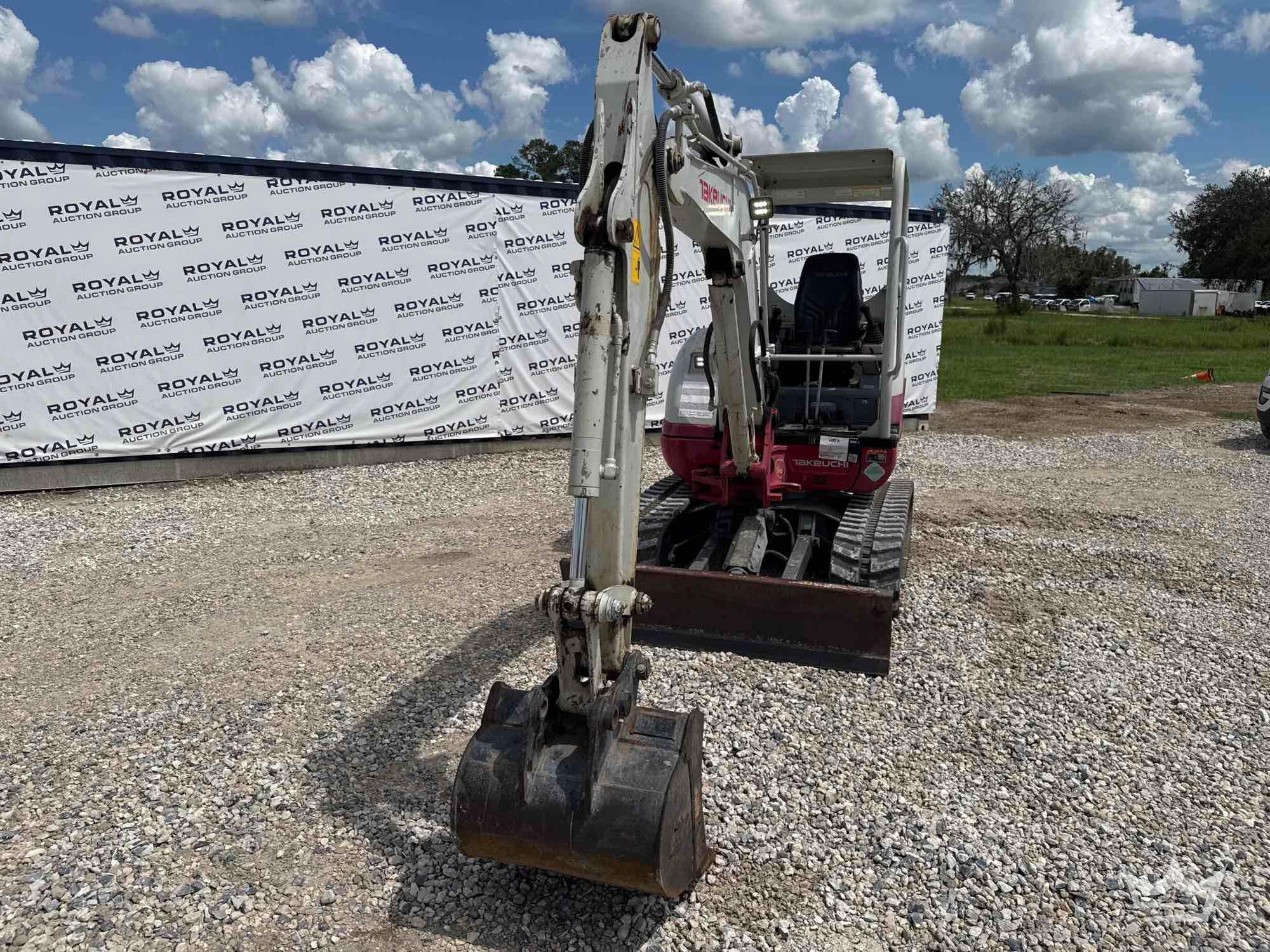 2019 Takeuchi TB235
