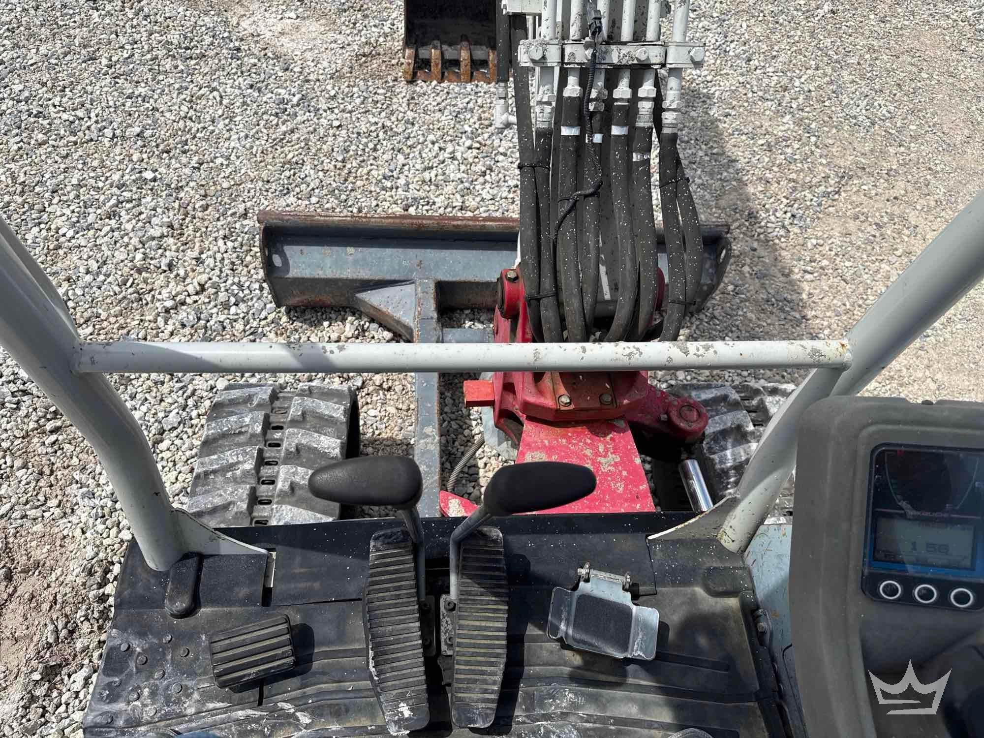 2019 Takeuchi TB235