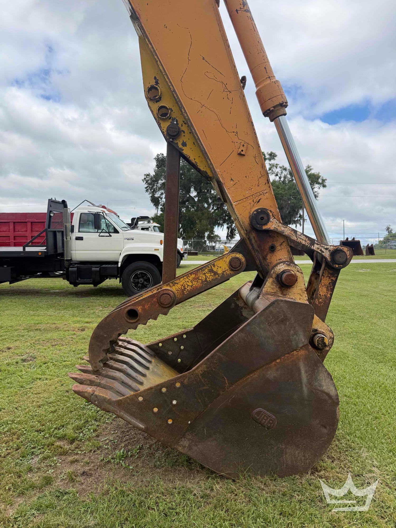 2003 Case CX240