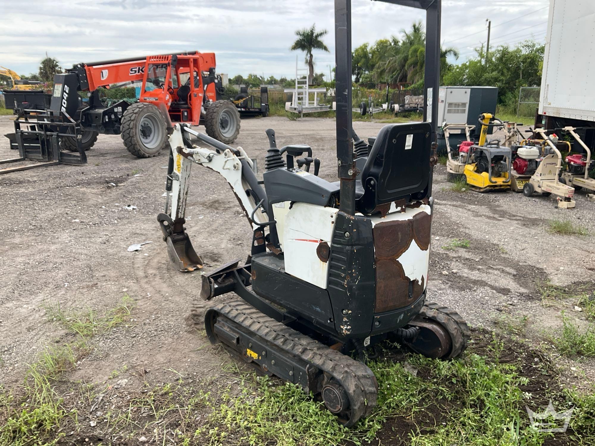 2021 Bobcat E10