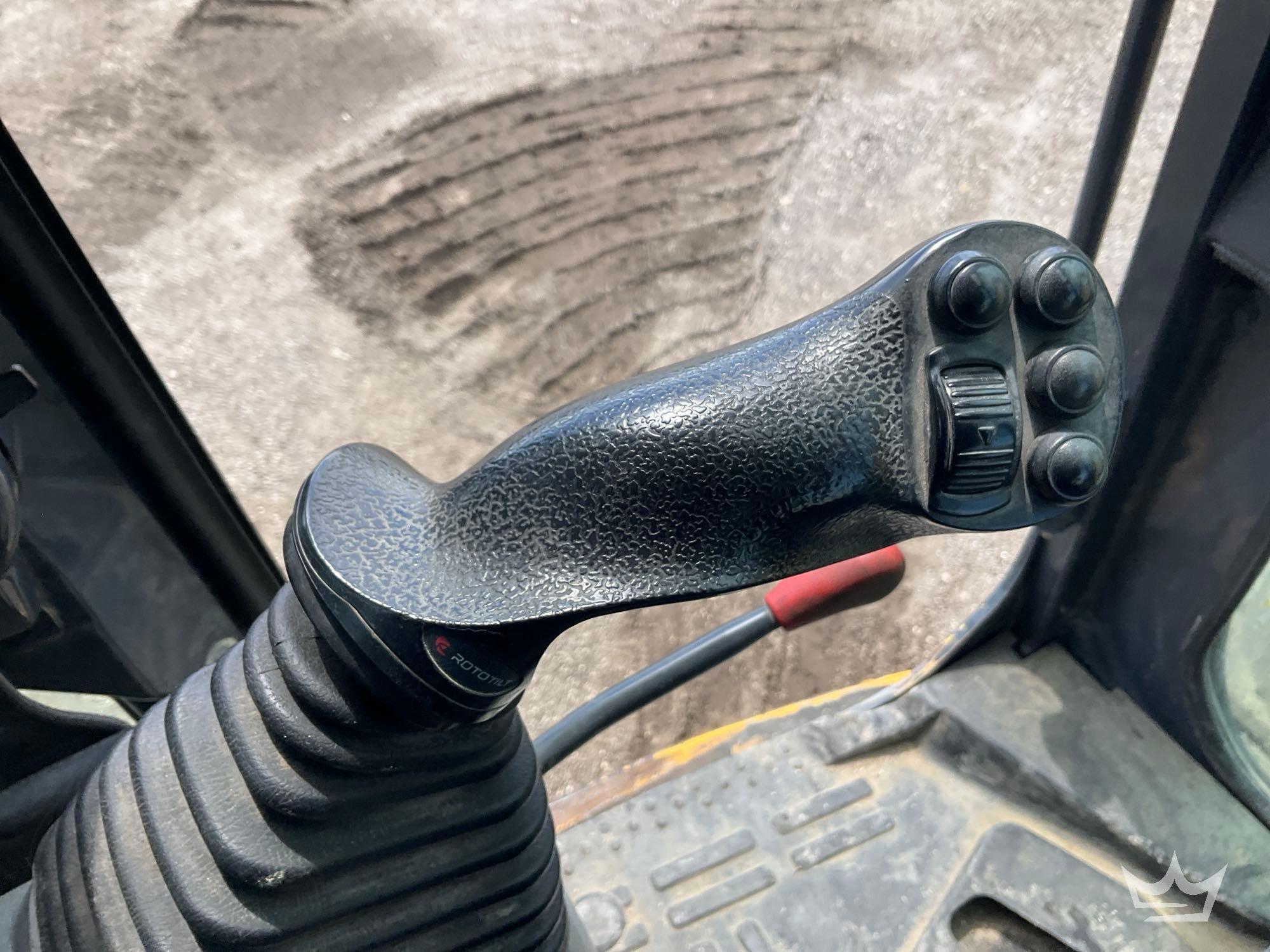 2018 Komatsu PC88MR