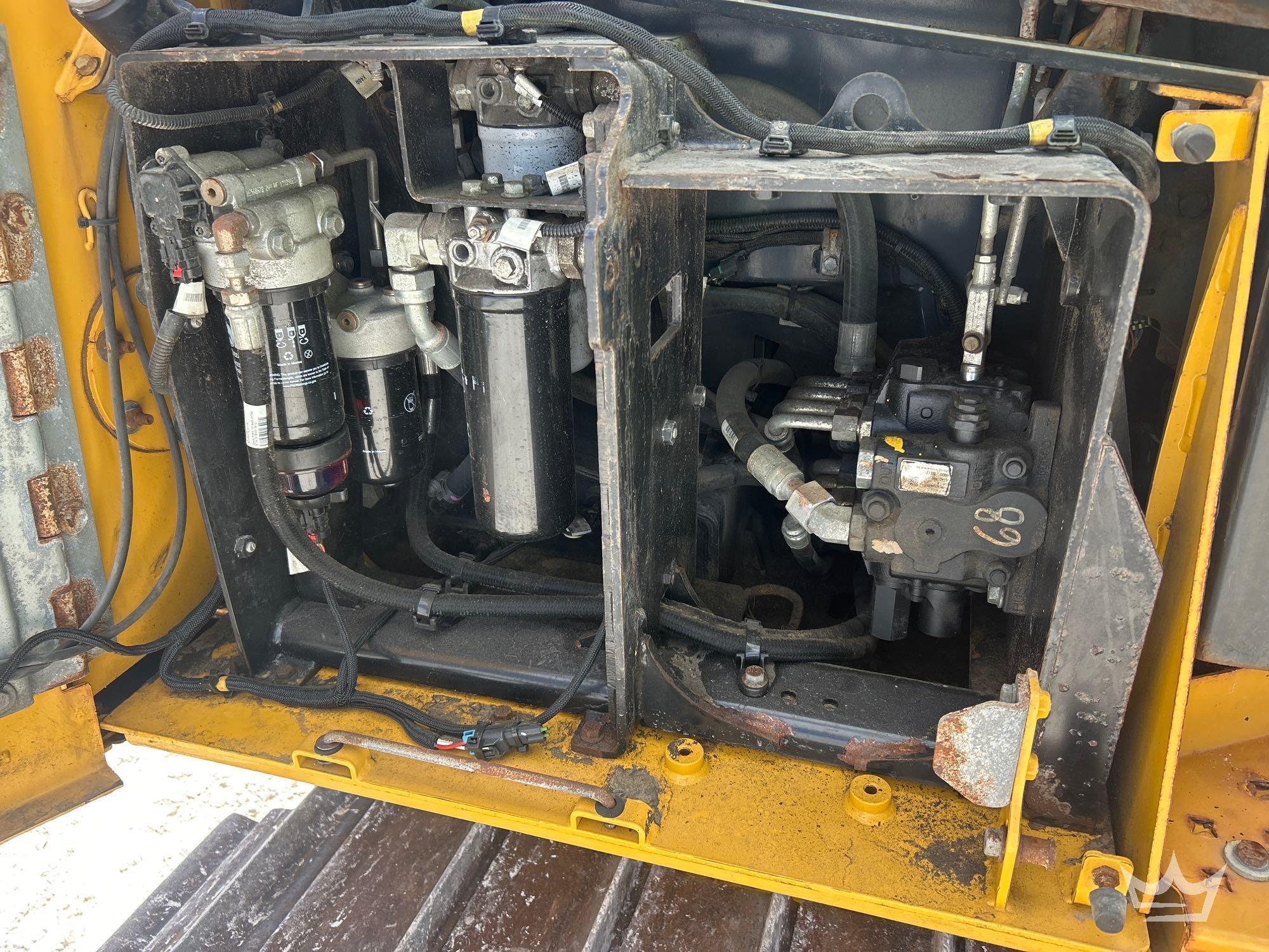 2020 John Deere 700K