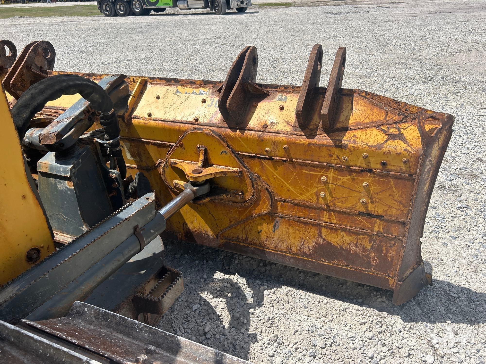2020 John Deere 700K