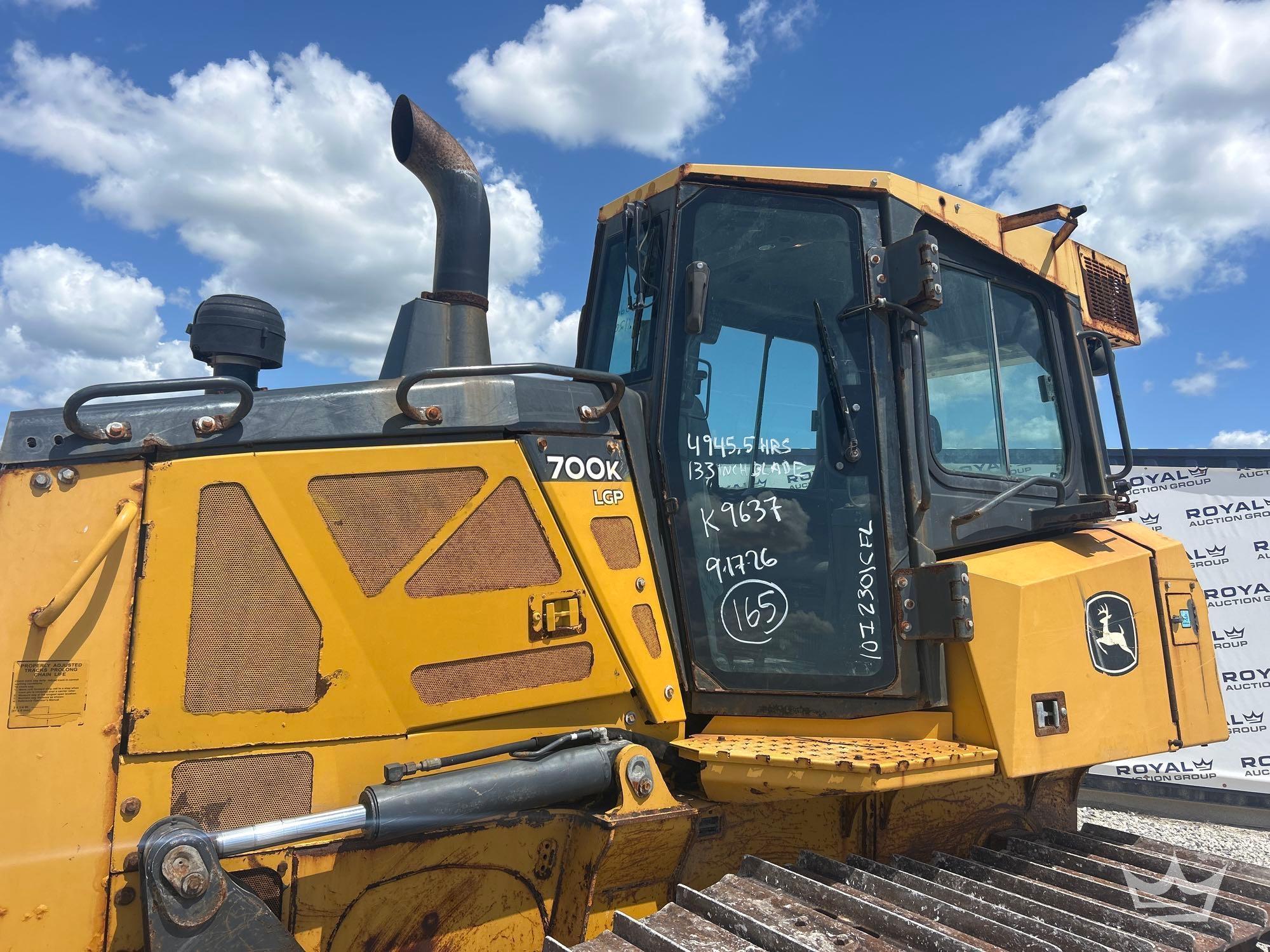 2020 John Deere 700K