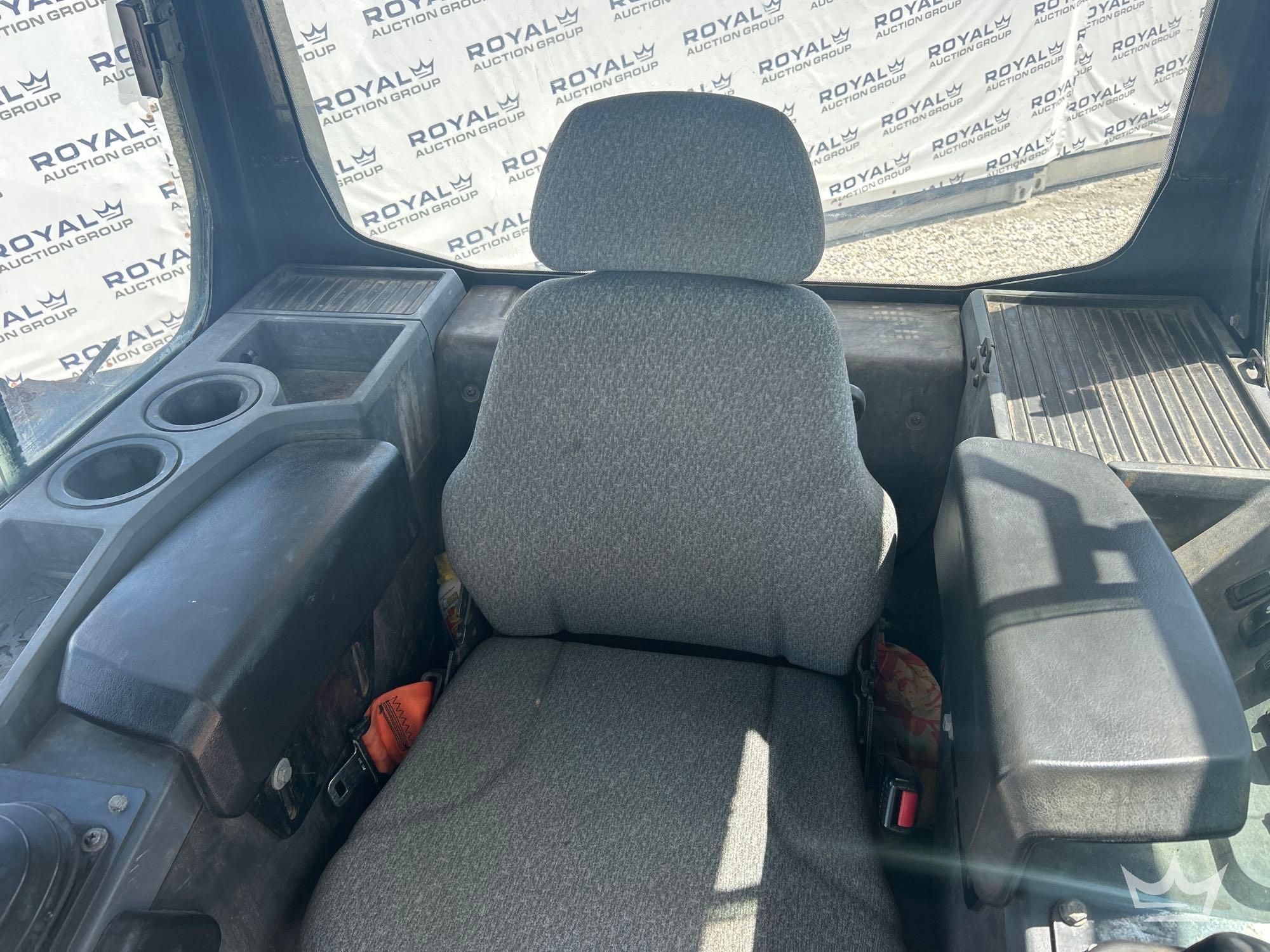 2020 John Deere 700K