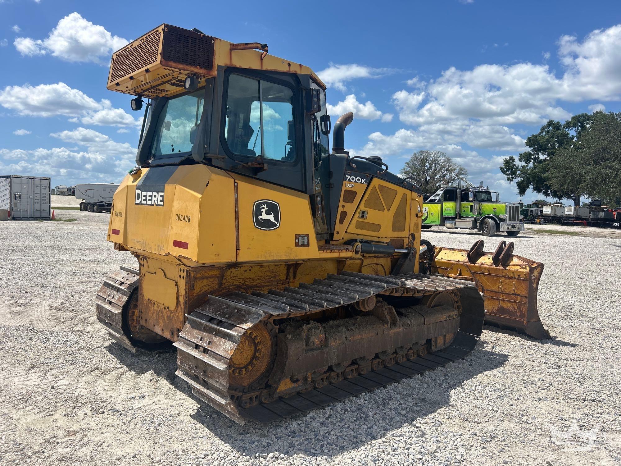 2020 John Deere 700K