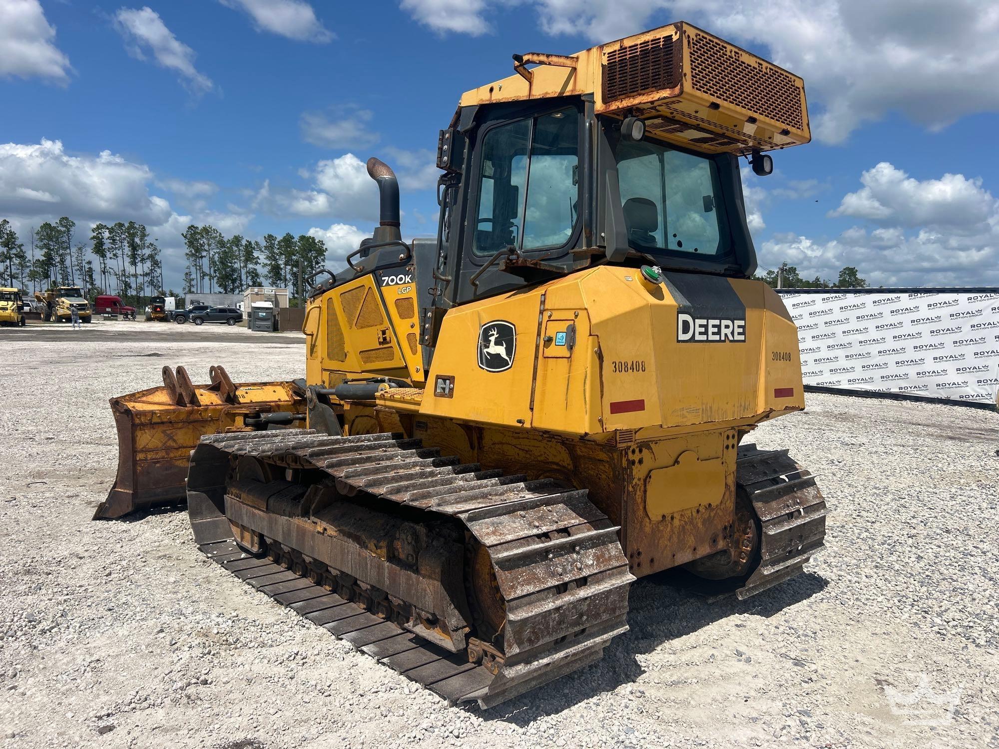 2020 John Deere 700K