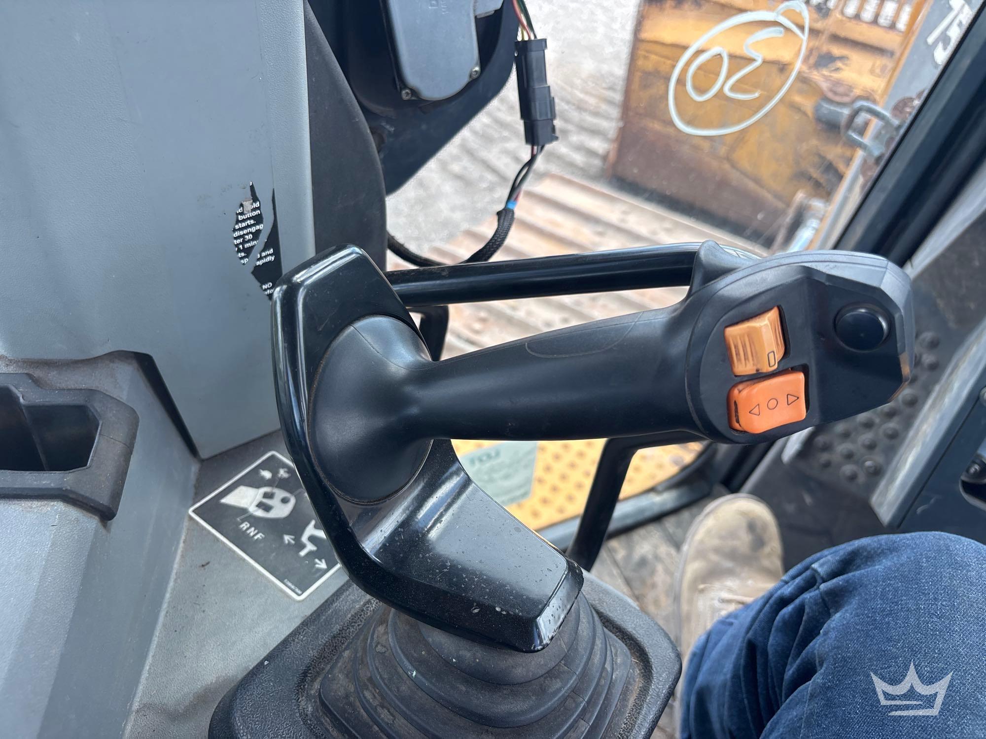John Deere 750K LGP