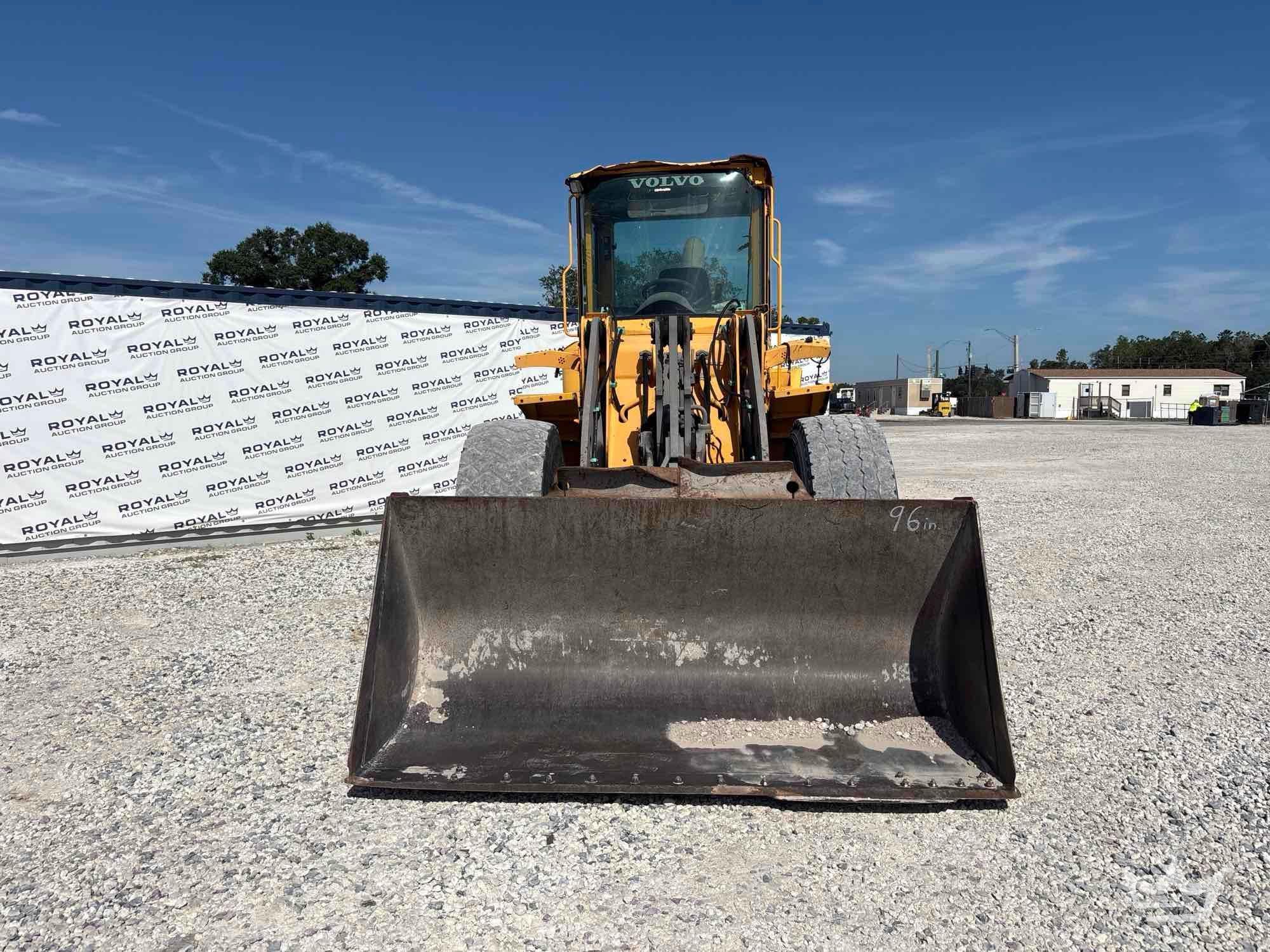 2005 Volvo L60E