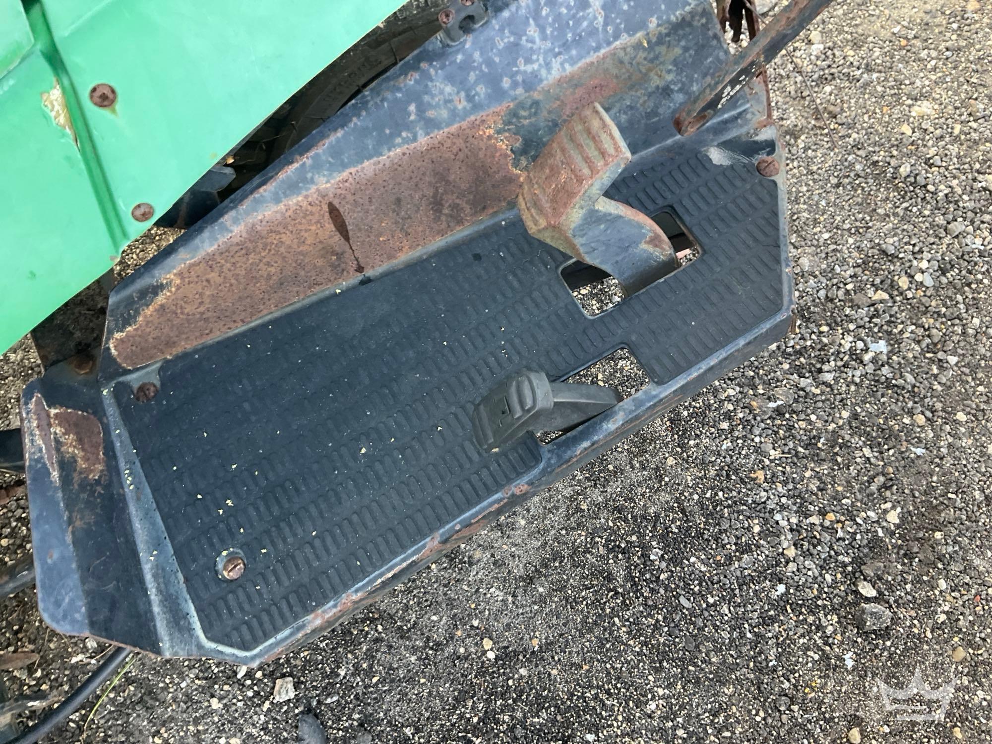 1999 John Deere 1200