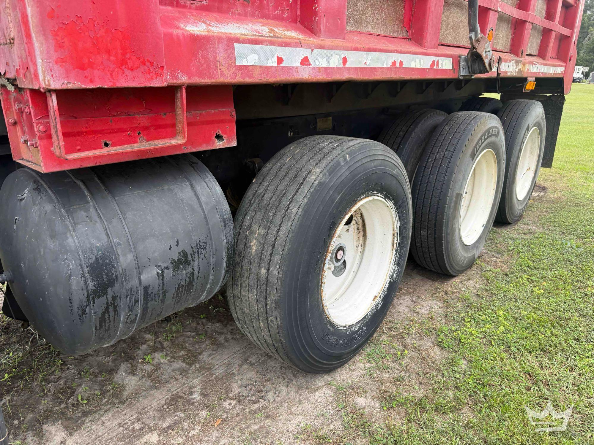 2000 Mack RD690S