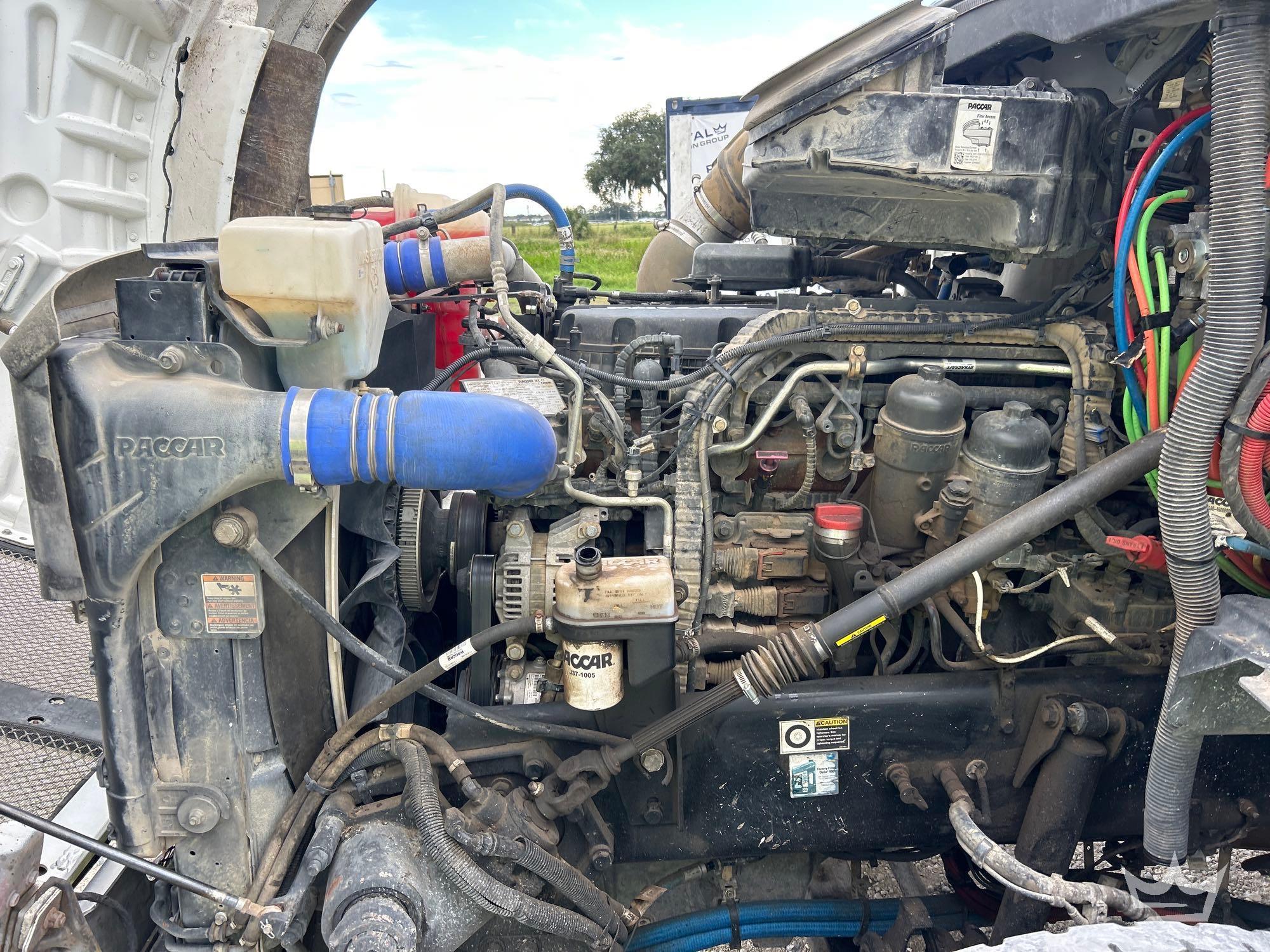 2022 Kenworth T880