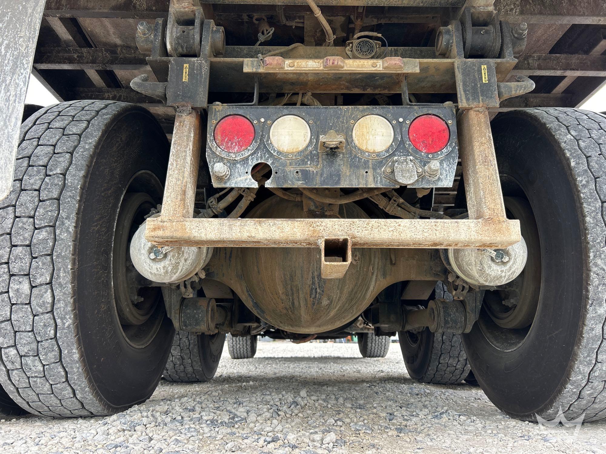 2022 Kenworth T880