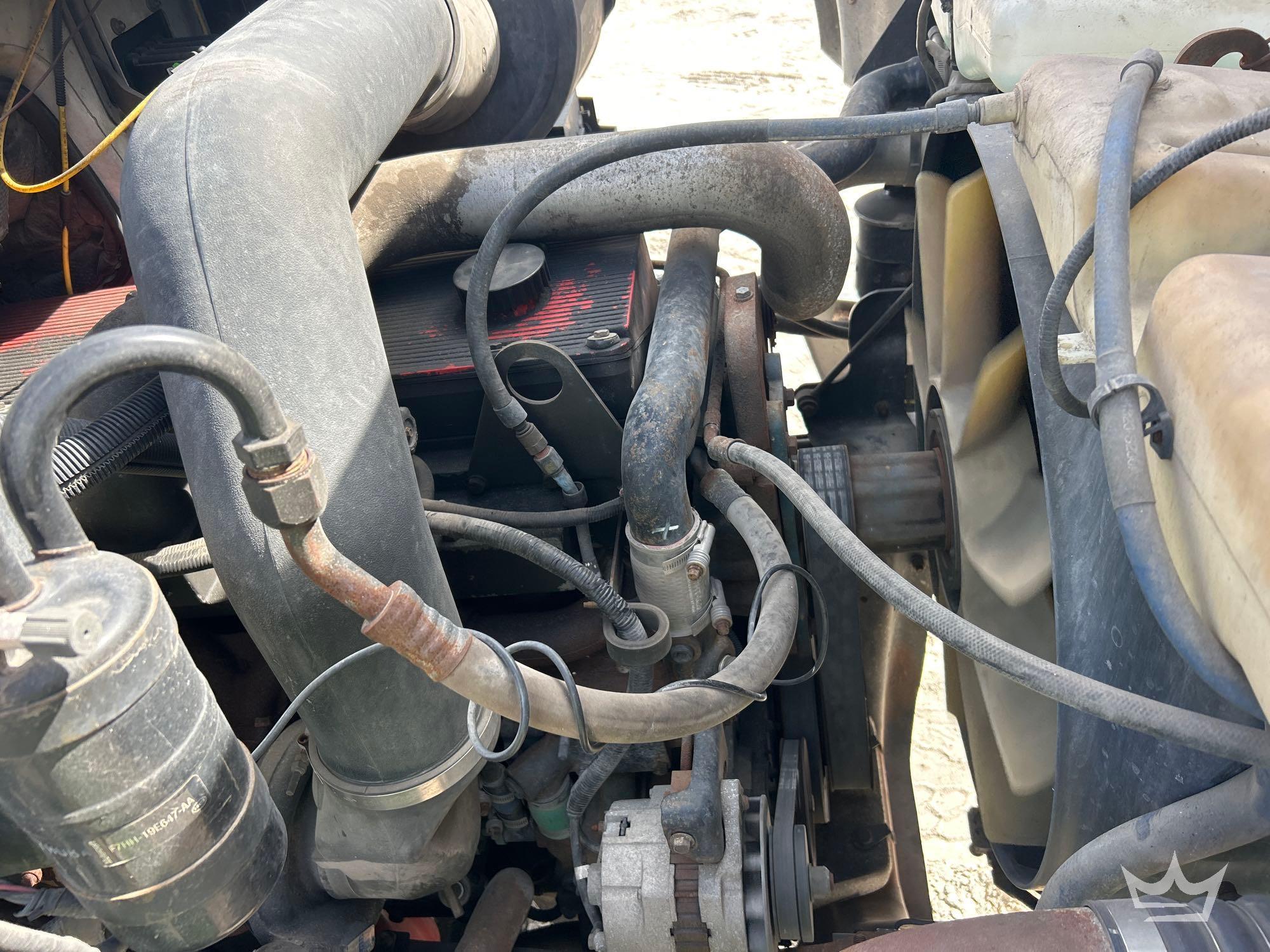 1998 Ford LT9513