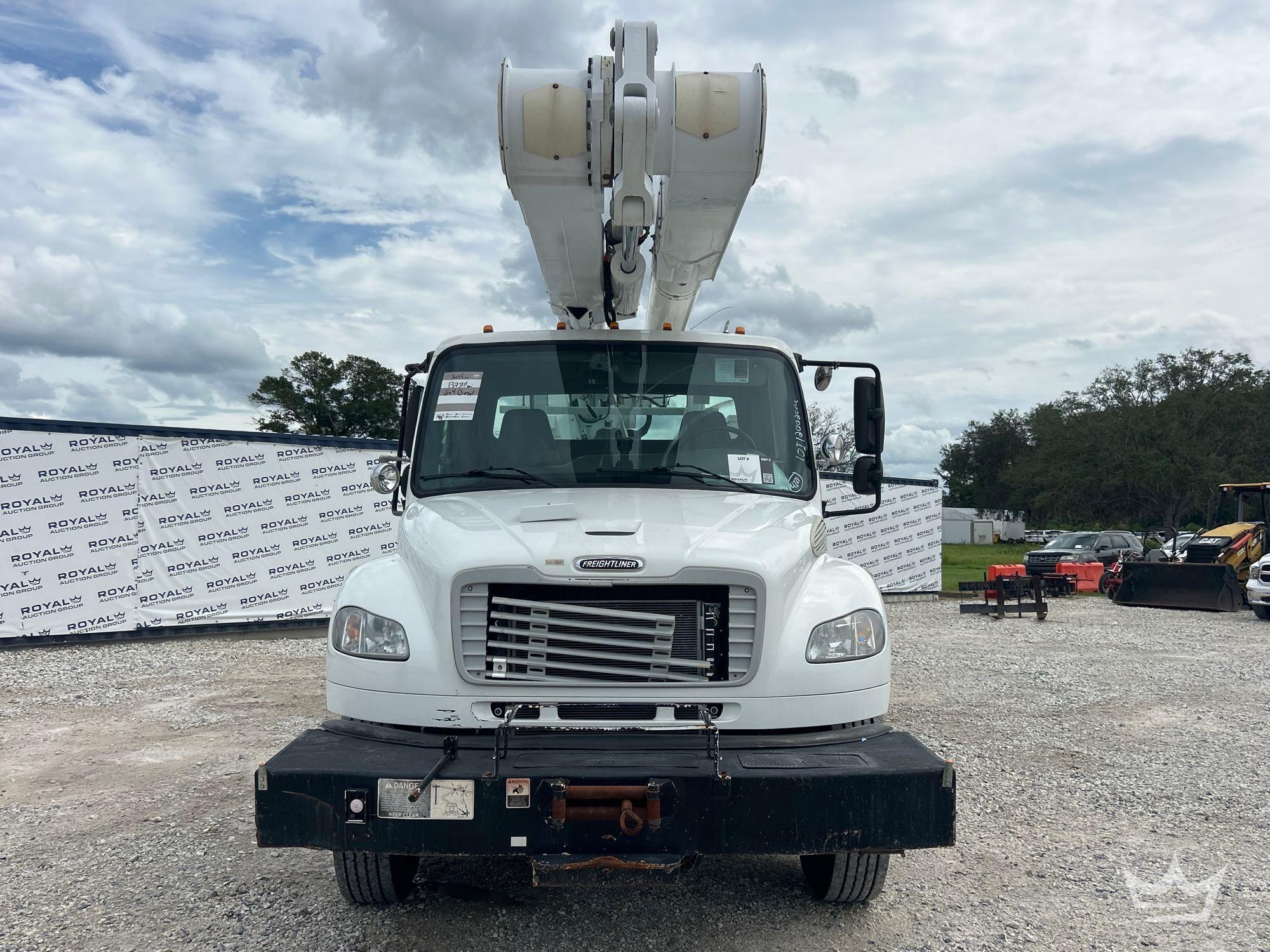 2019 Freightliner M2 106