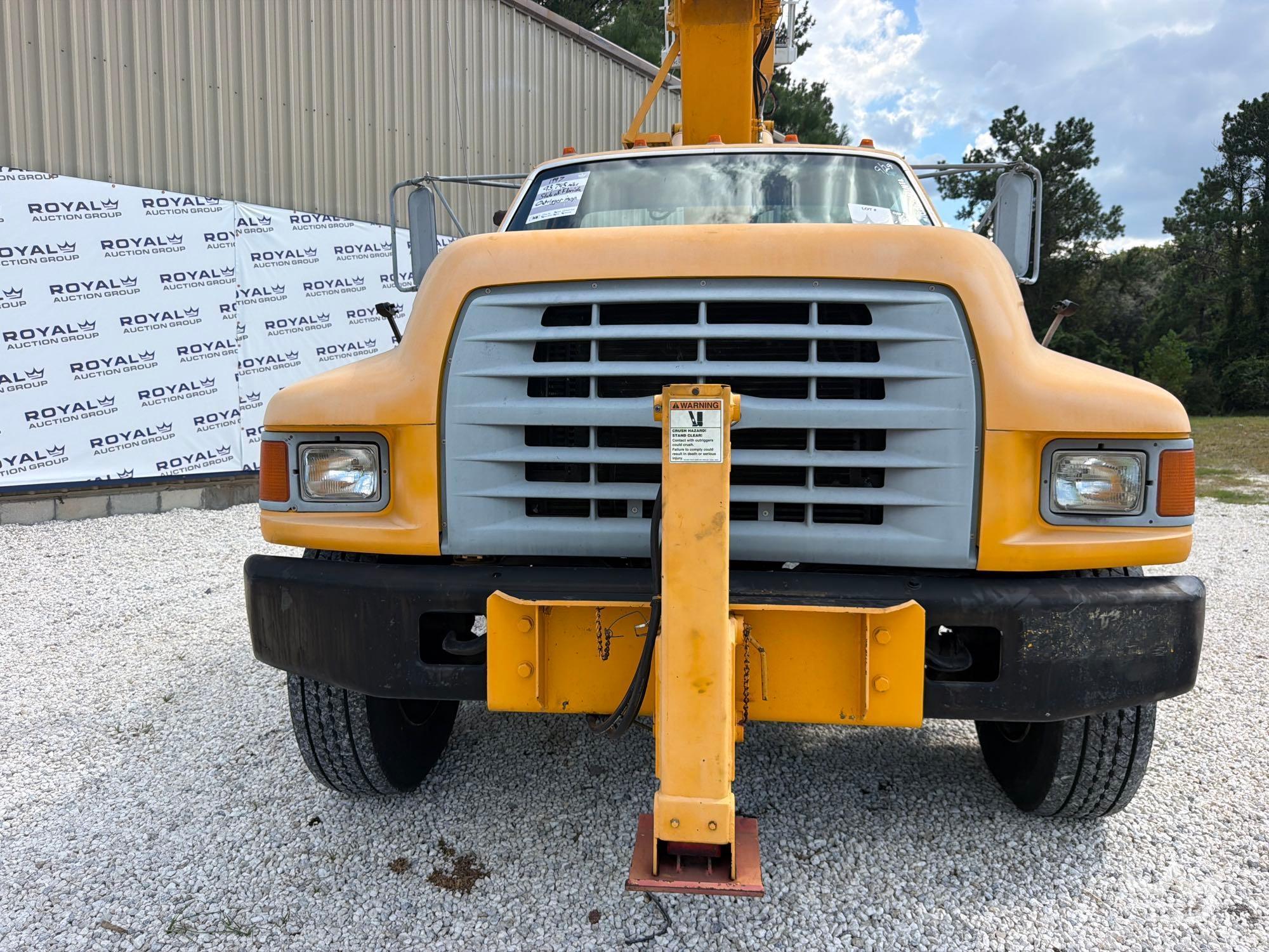 1997 Ford F800