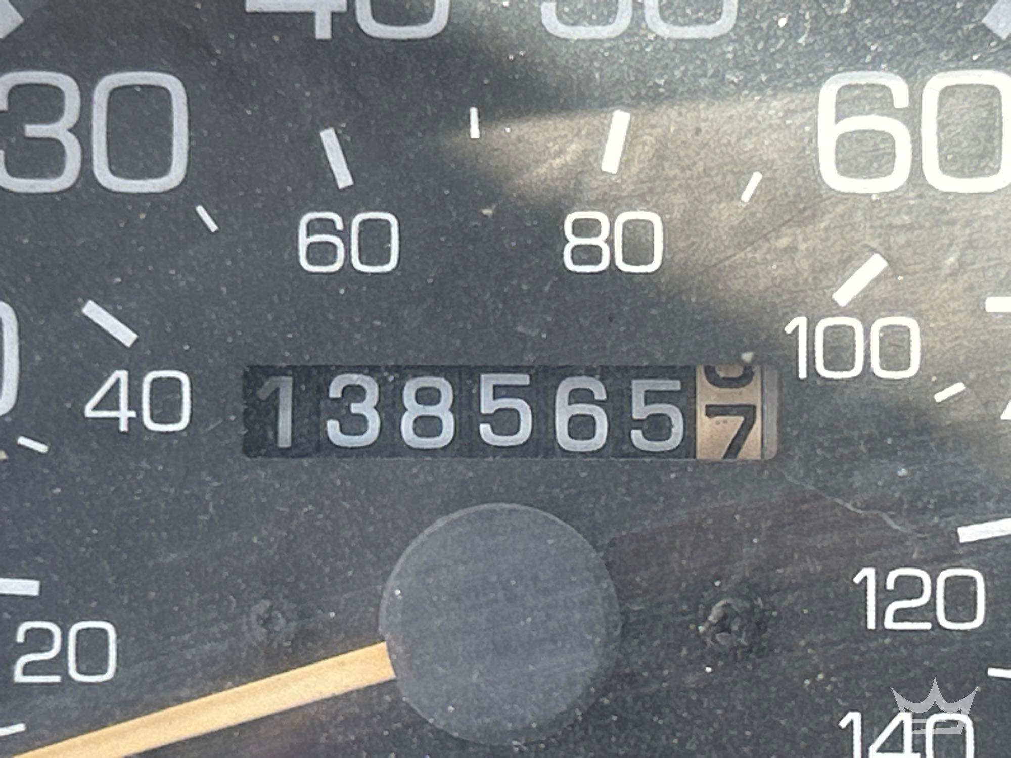 1998 Mitsubishi FUSO FH211