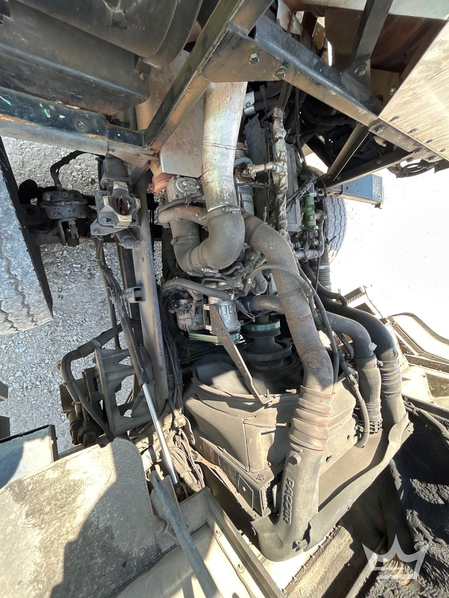 2017 Peterbilt 520