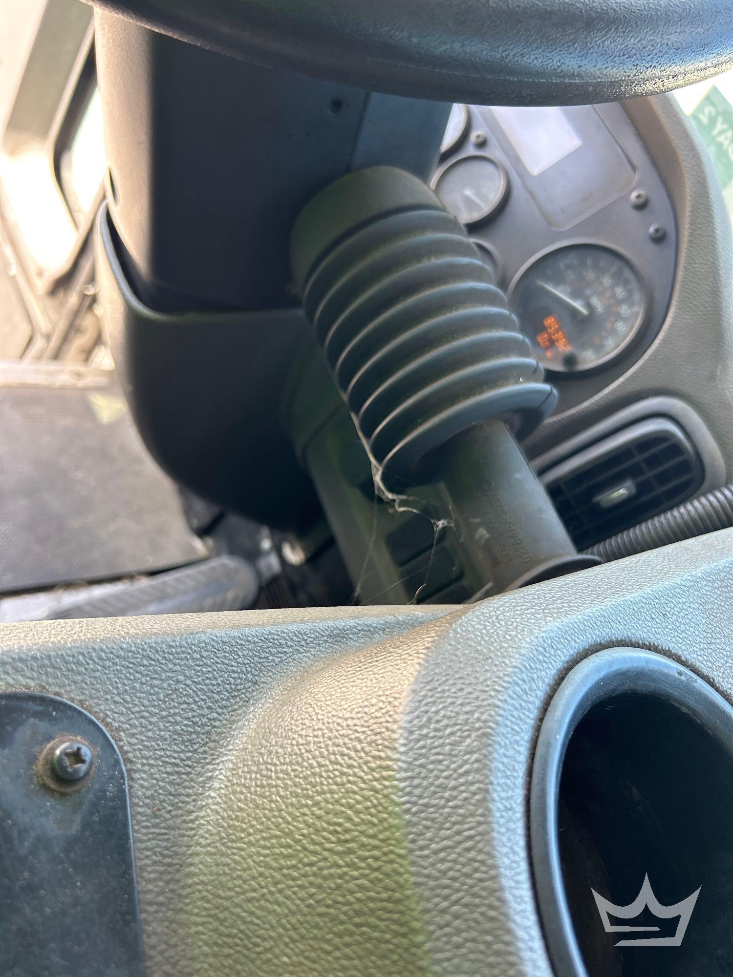 2017 Peterbilt 520