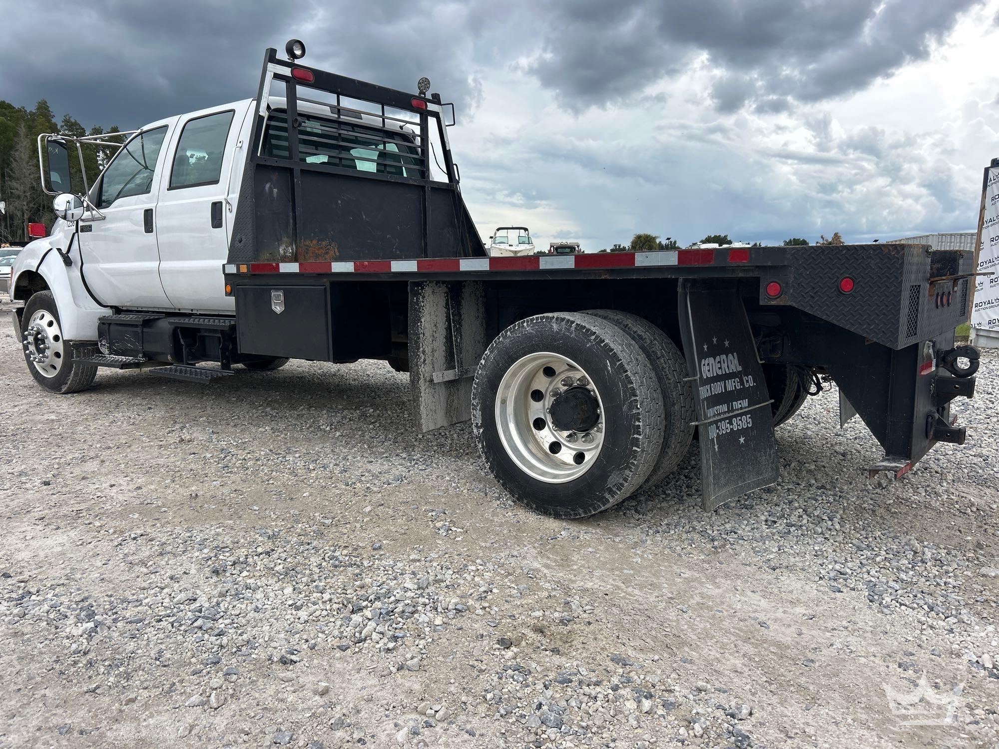 2011 Ford F650