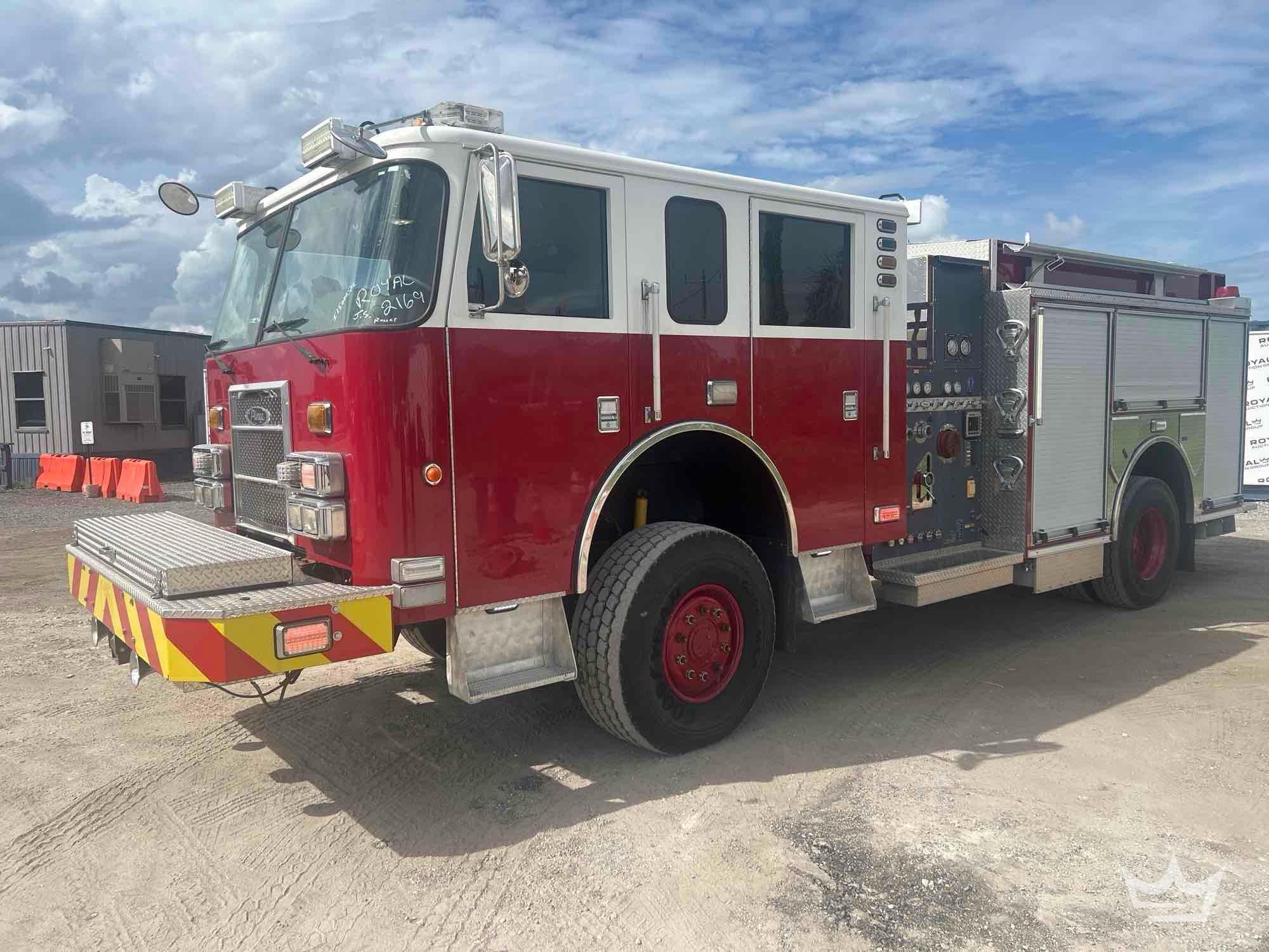 Photo of 2003 Pierce Pumper