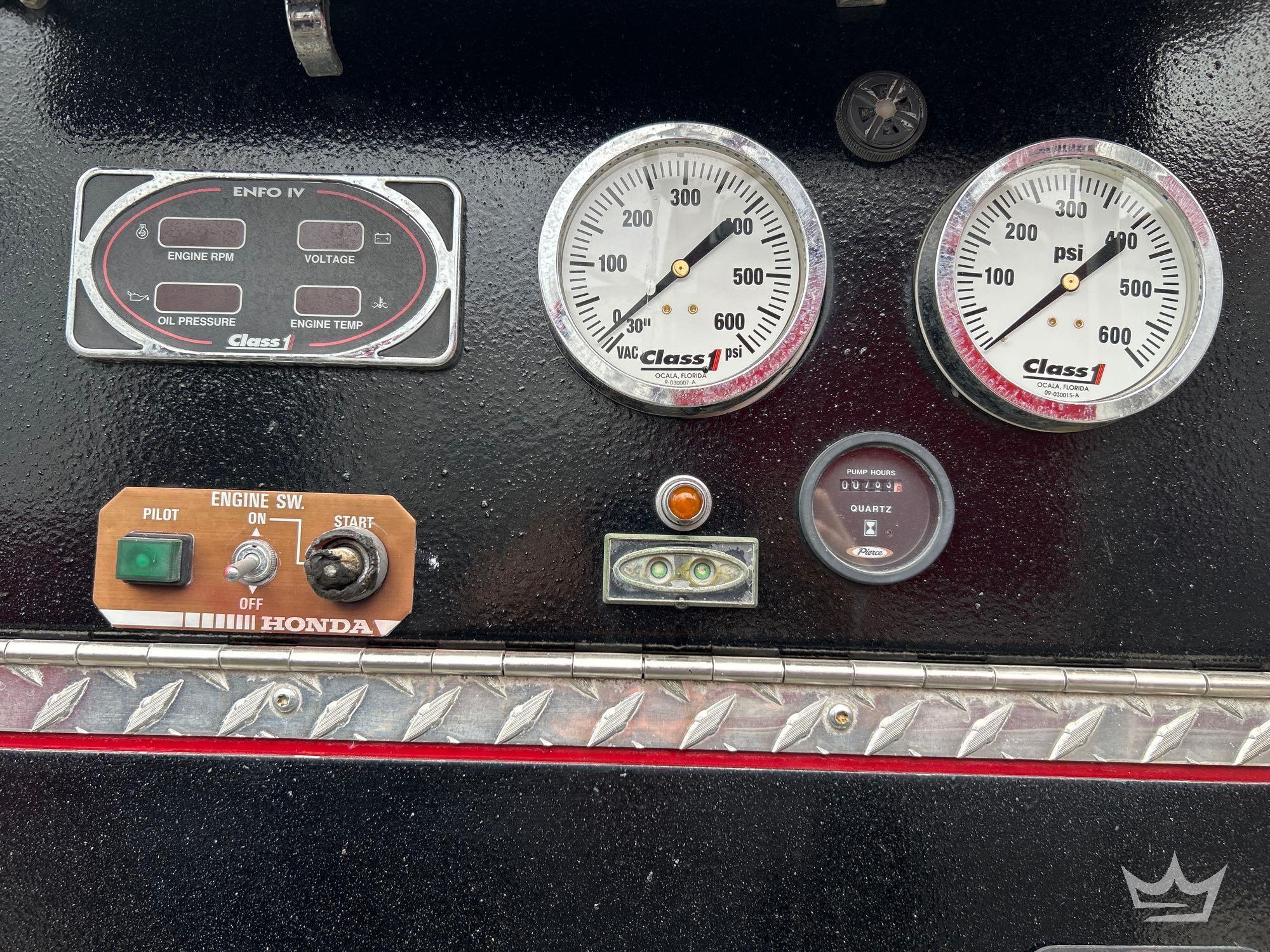2004 Mack GRANITE CV713