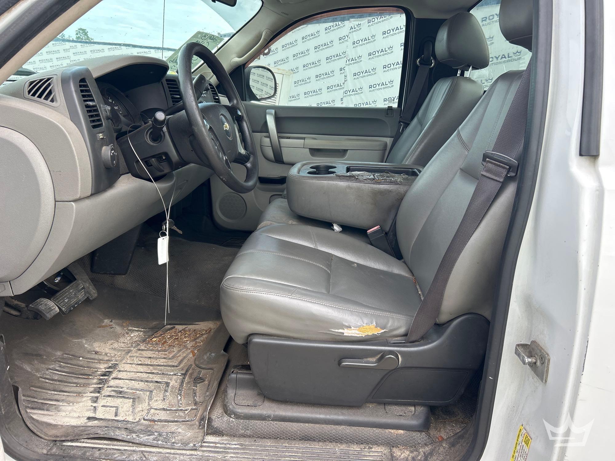 2013 Chevrolet SILVERADO 1500