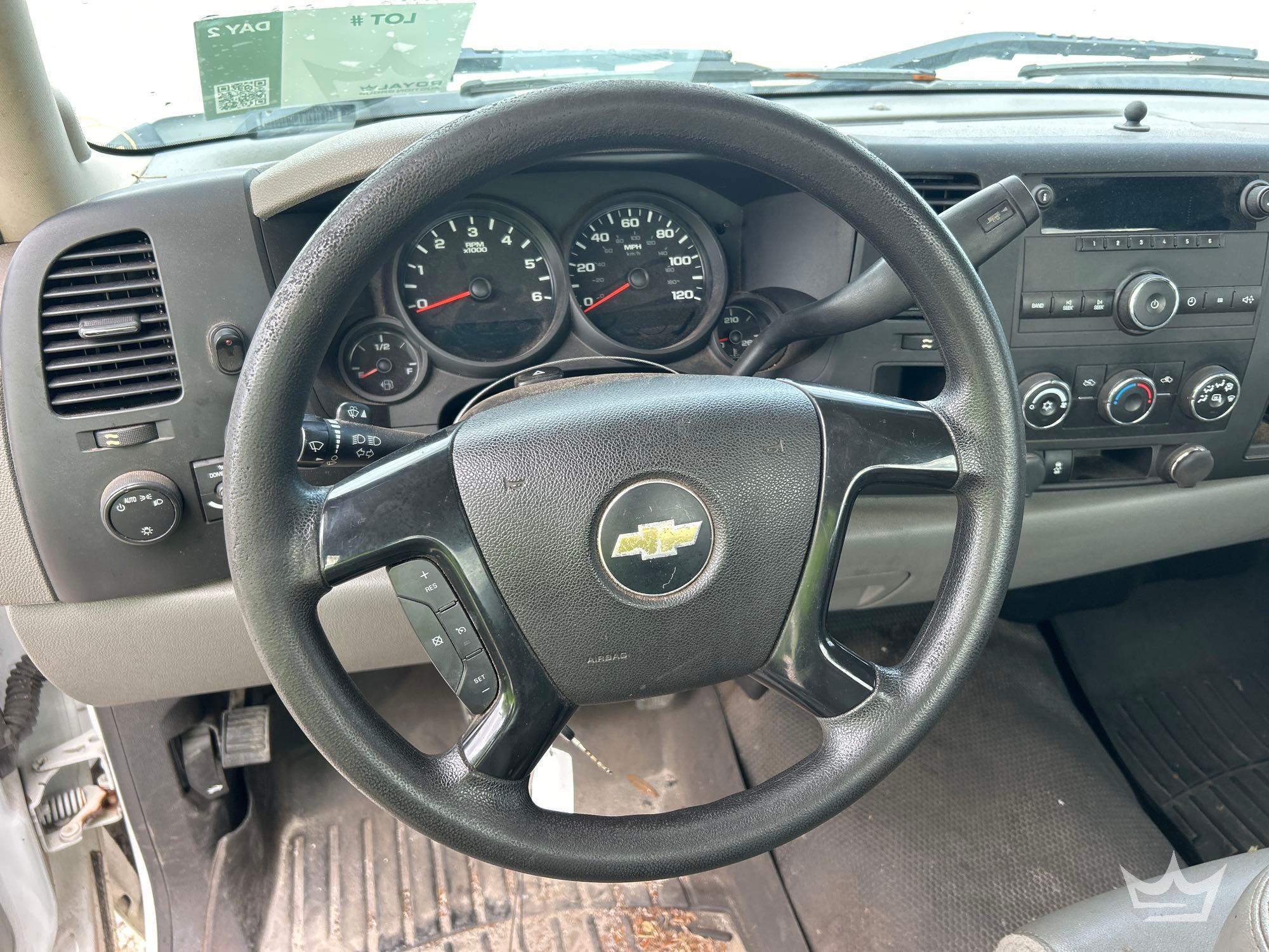 2013 Chevrolet SILVERADO 1500