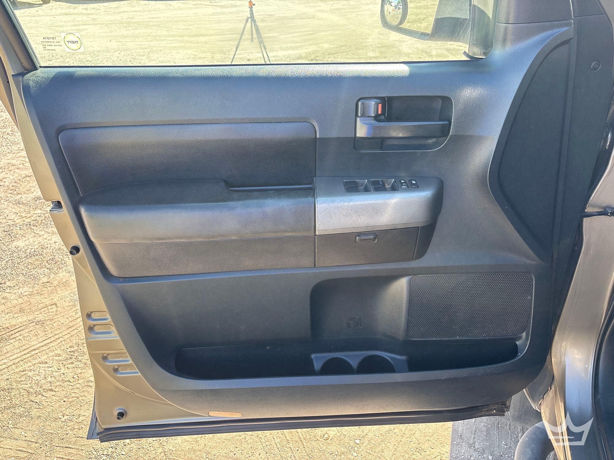 2010 Toyota TUNDRA