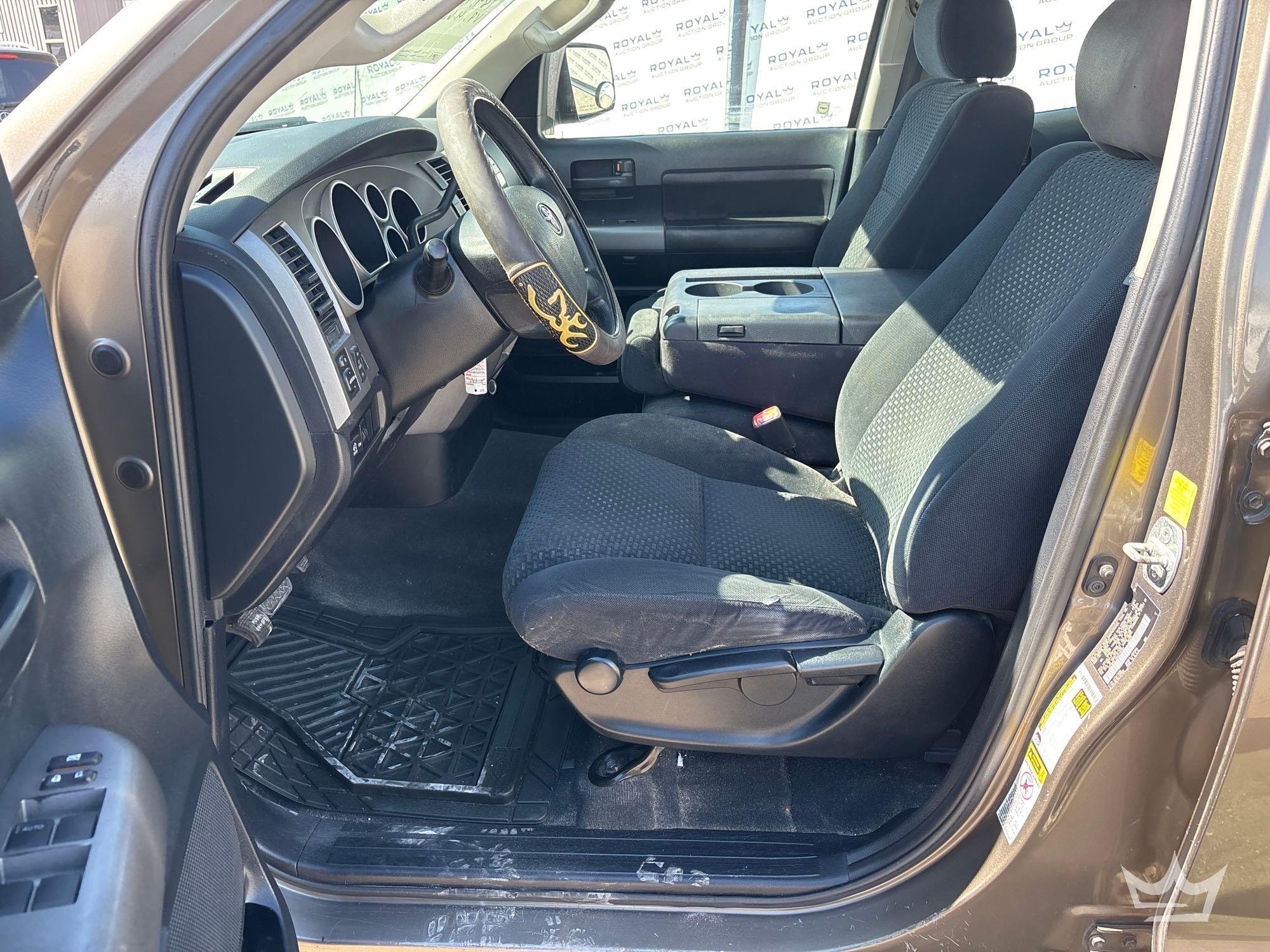 2010 Toyota TUNDRA