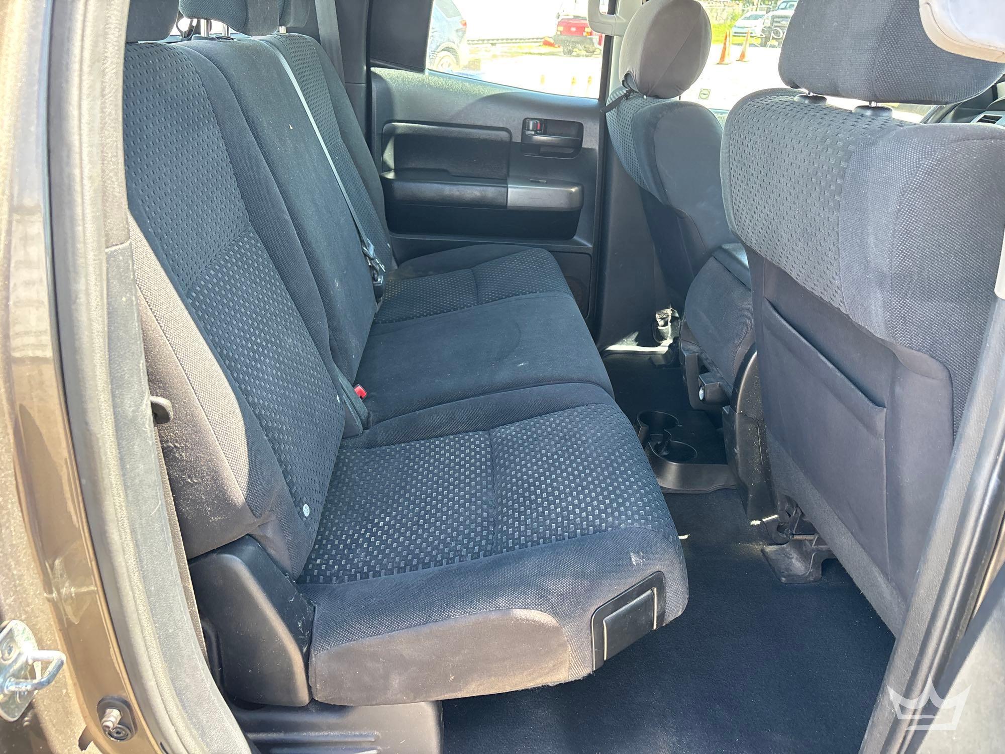 2010 Toyota TUNDRA