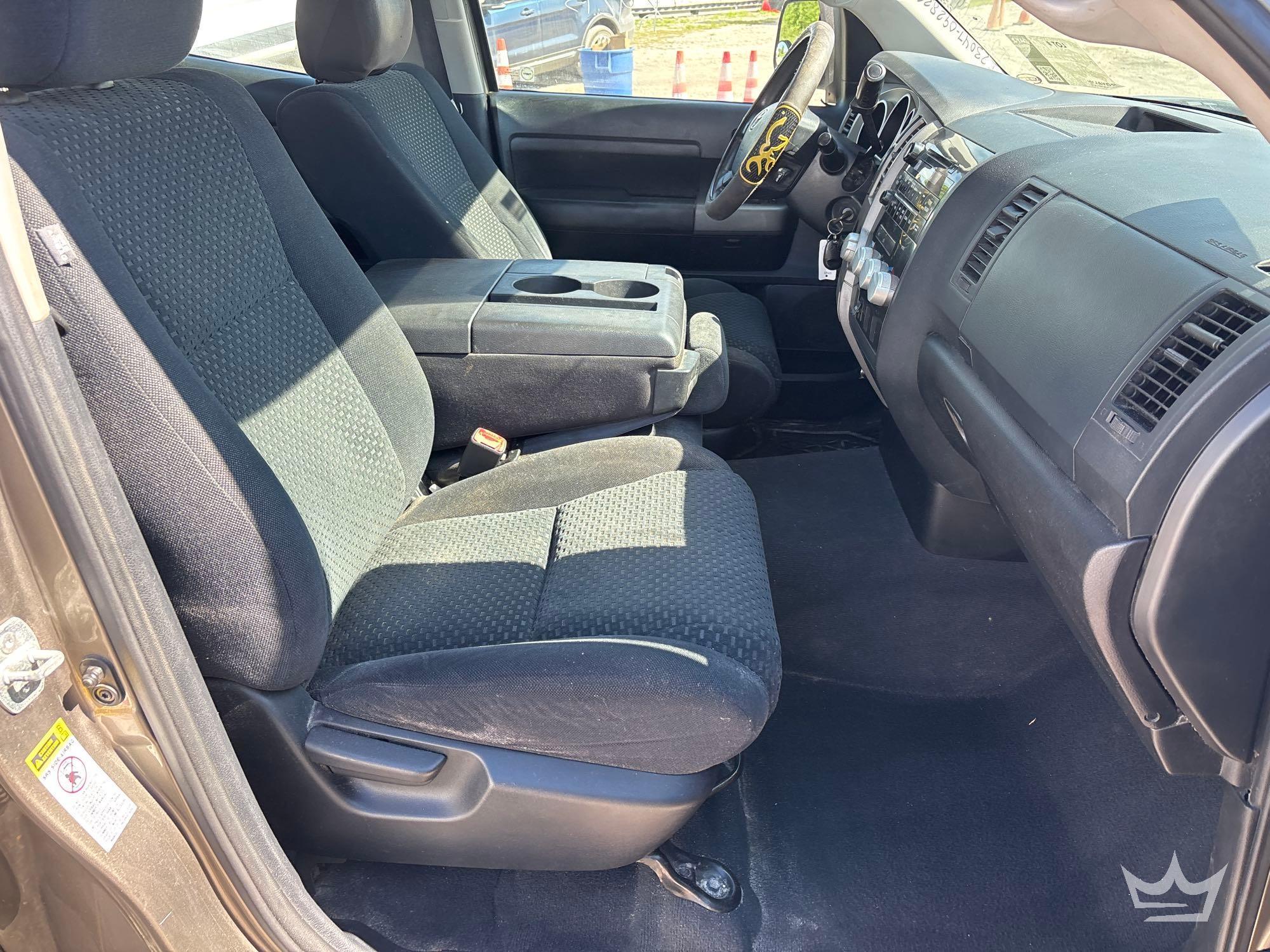 2010 Toyota TUNDRA