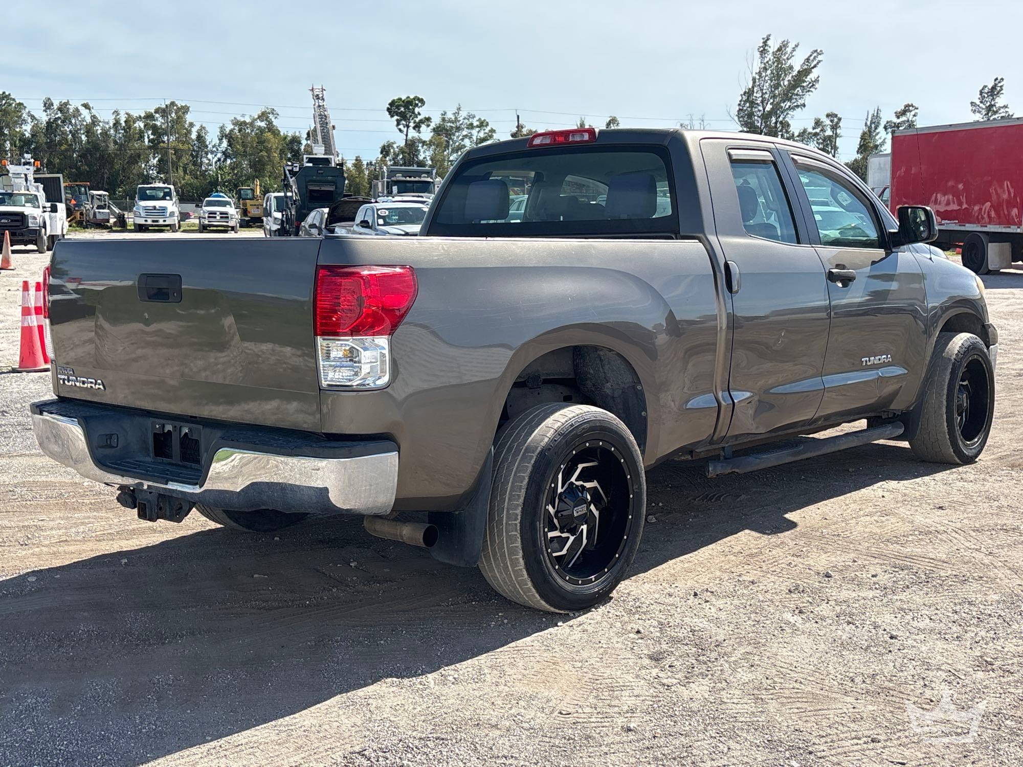 2010 Toyota TUNDRA