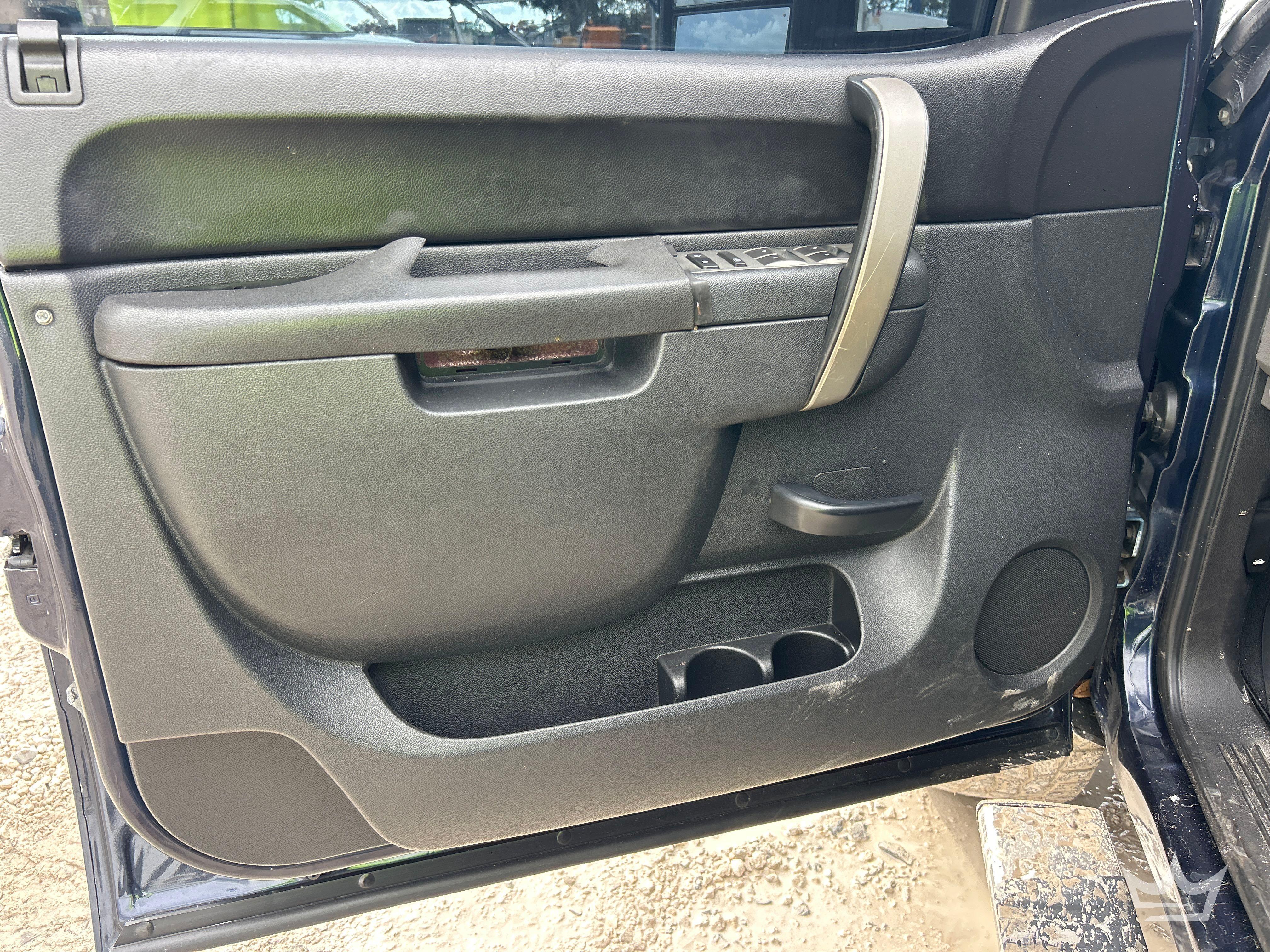 2011 Chevrolet SILVERADO 1500