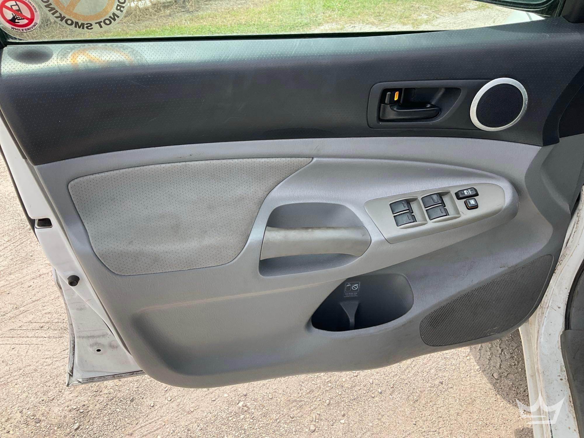 2011 Toyota TACOMA