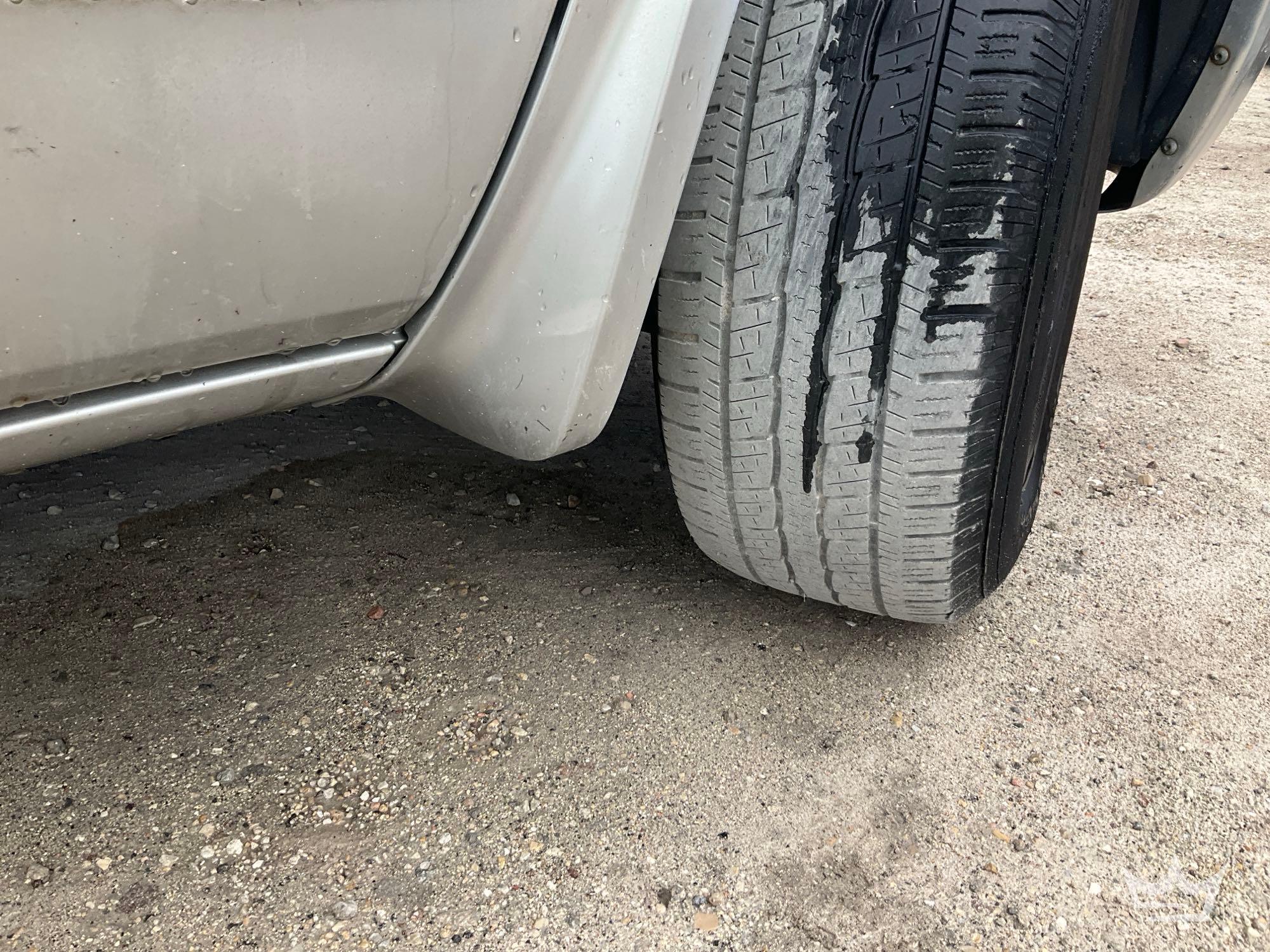 2005 Dodge DAKOTA