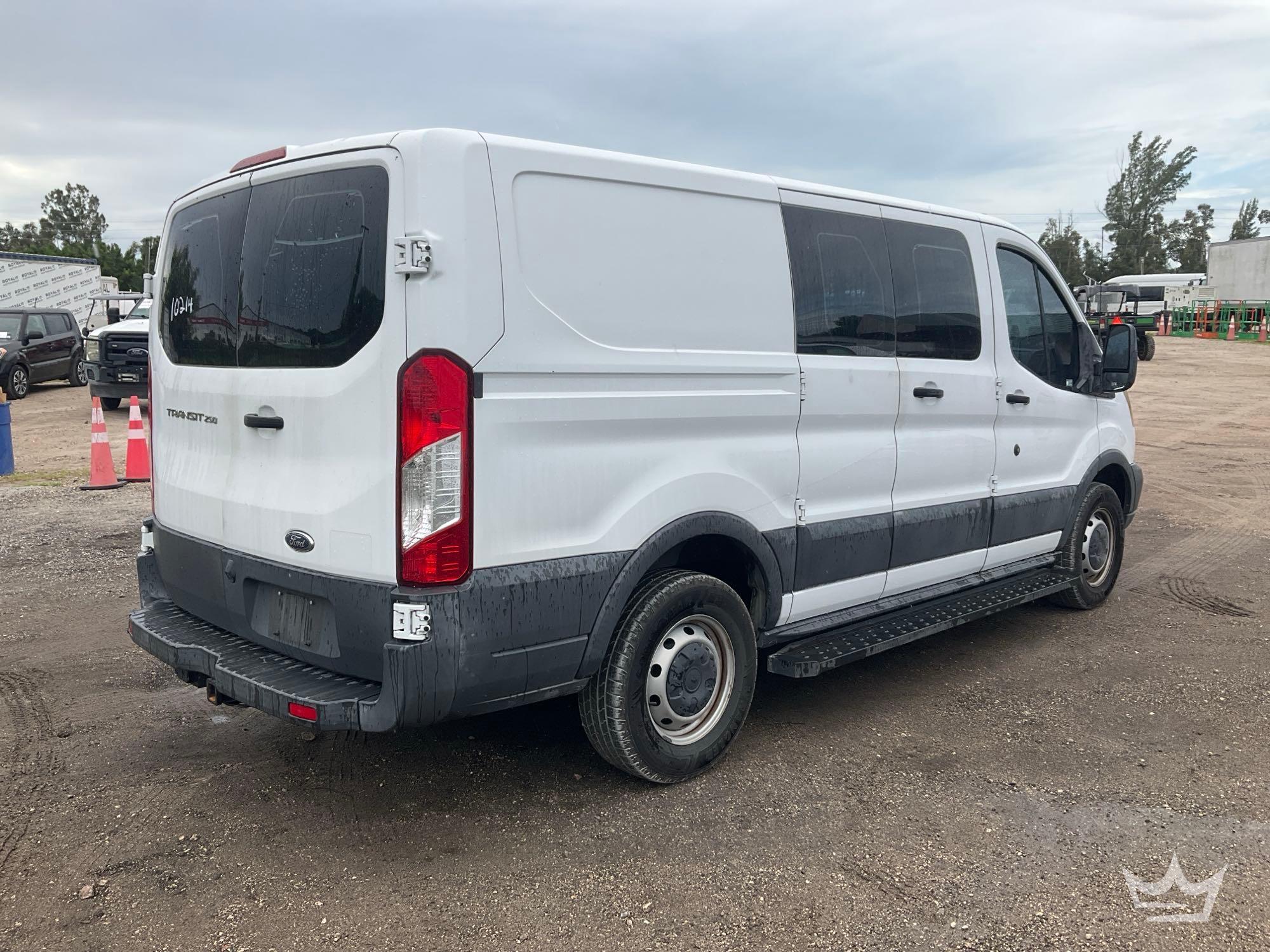 2017 Ford TRANSIT