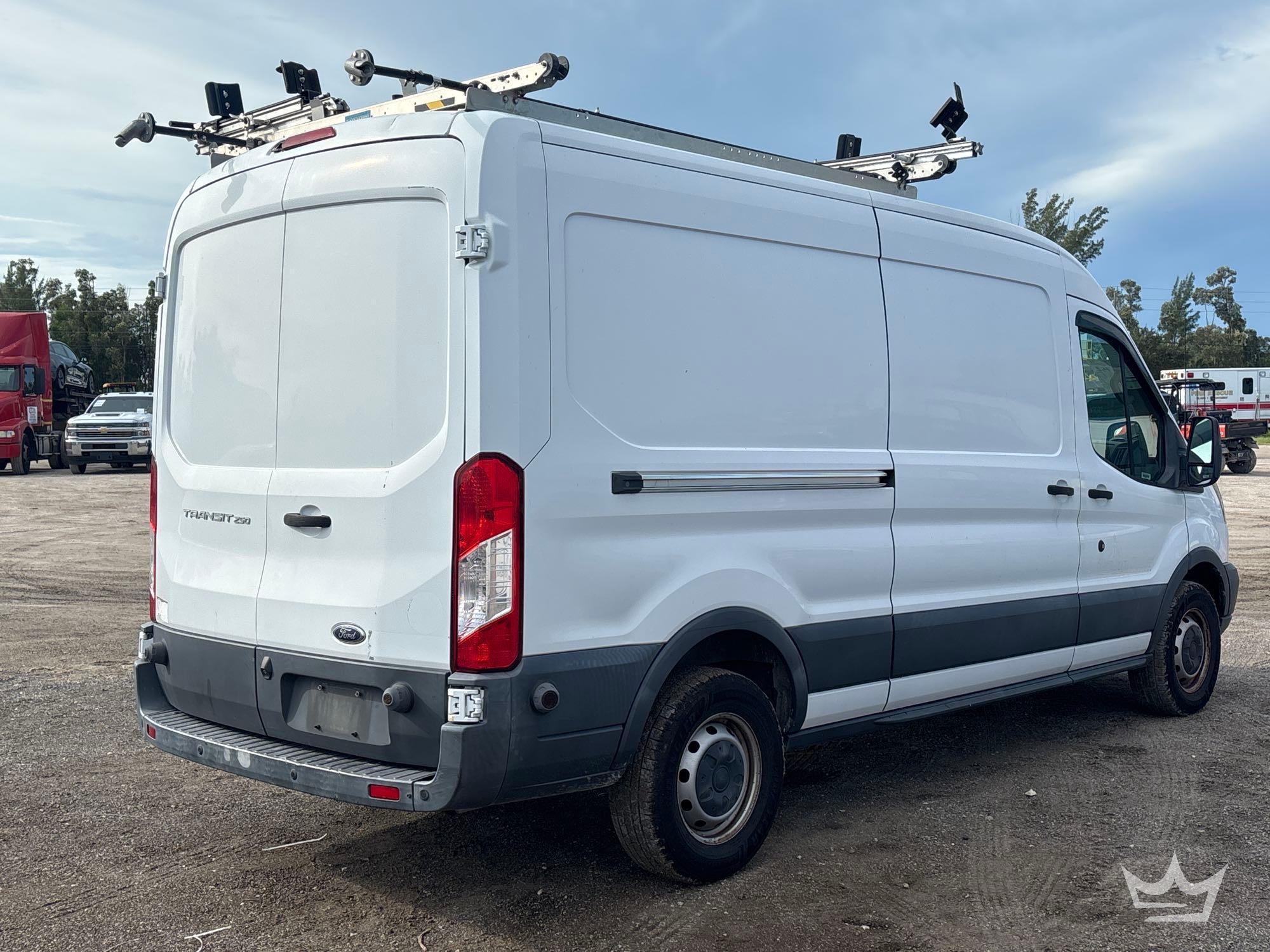 2017 Ford TRANSIT