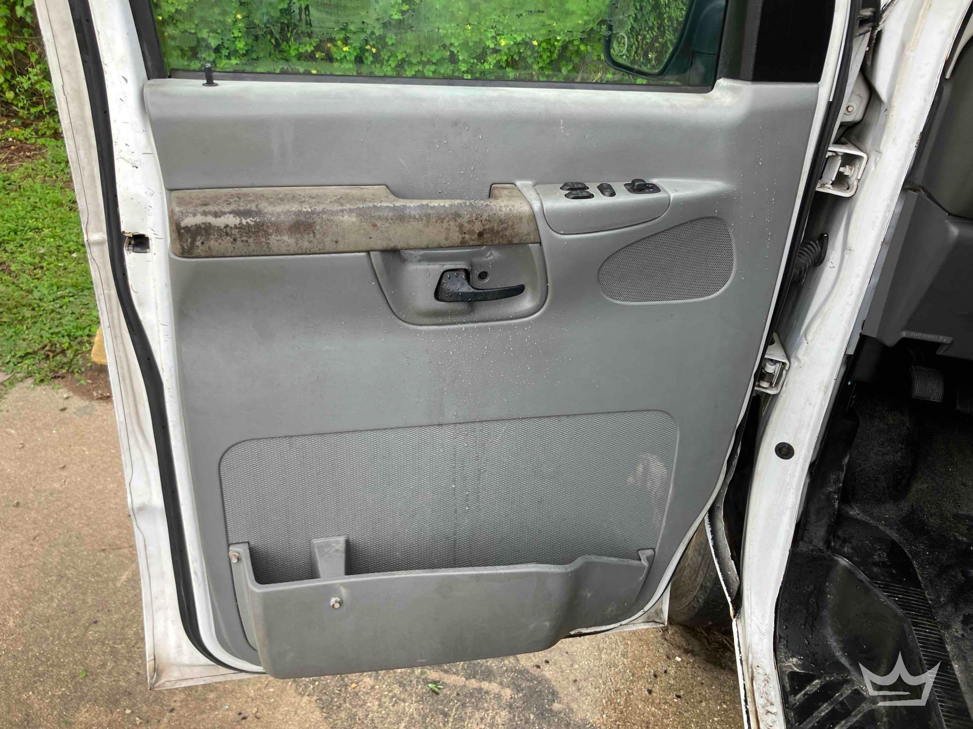 2008 Ford E150