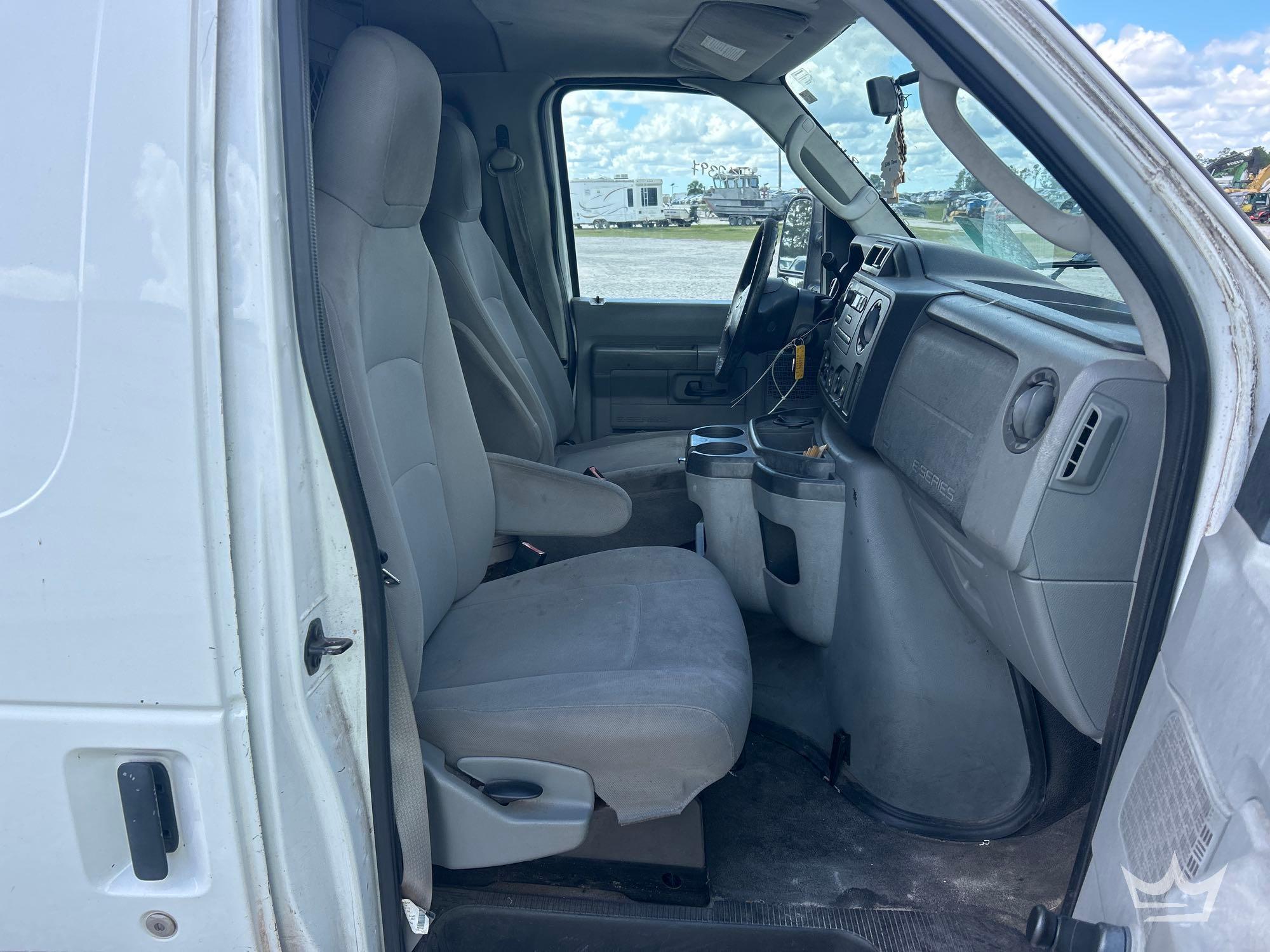 2011 Ford E150