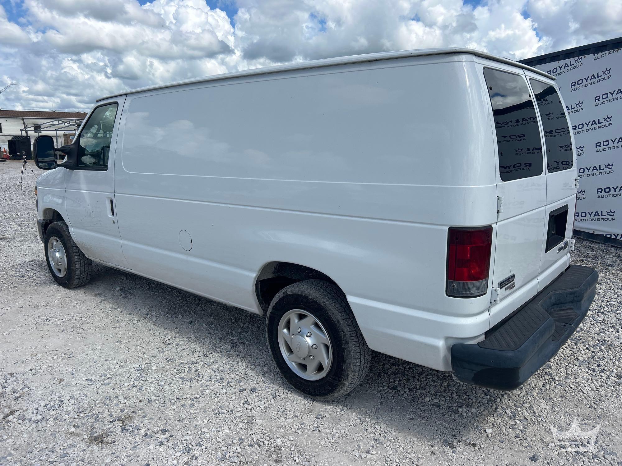 2011 Ford E150