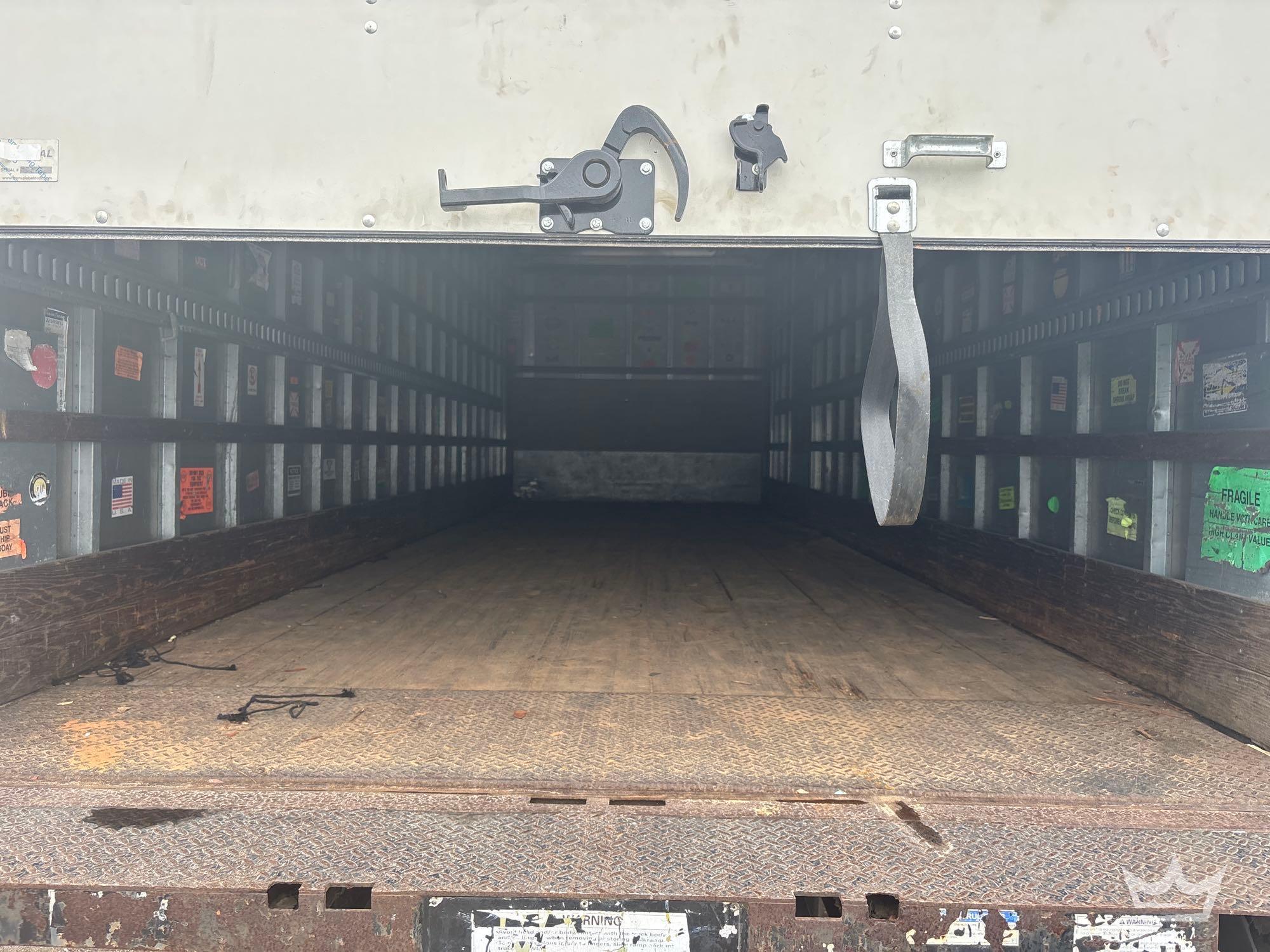 2012 Freightliner M2 106