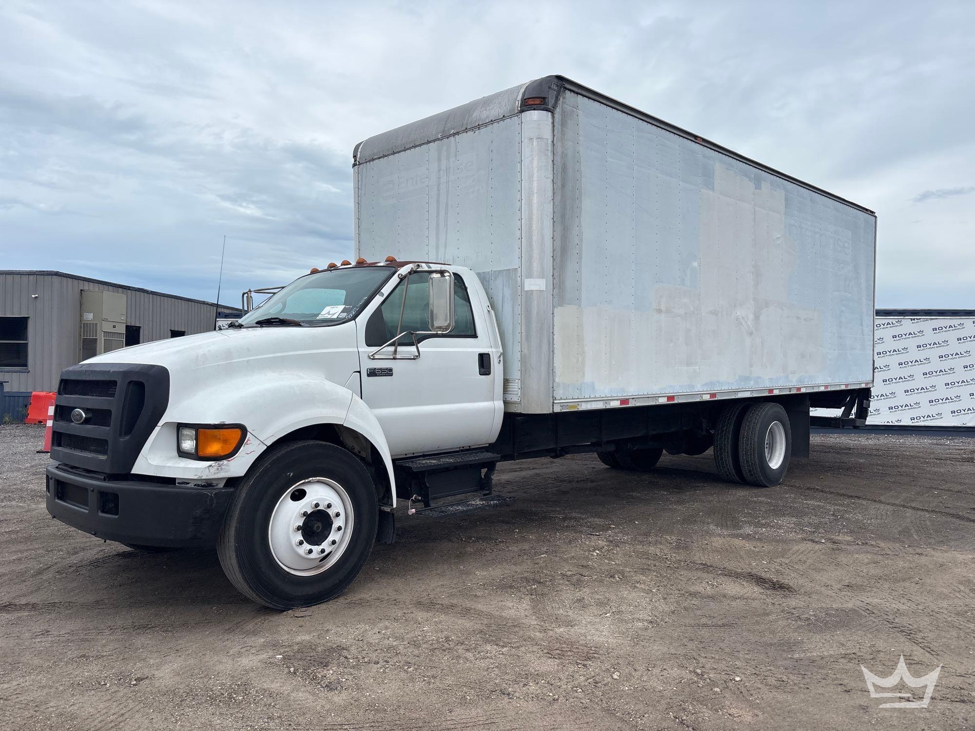 2004 Ford F650