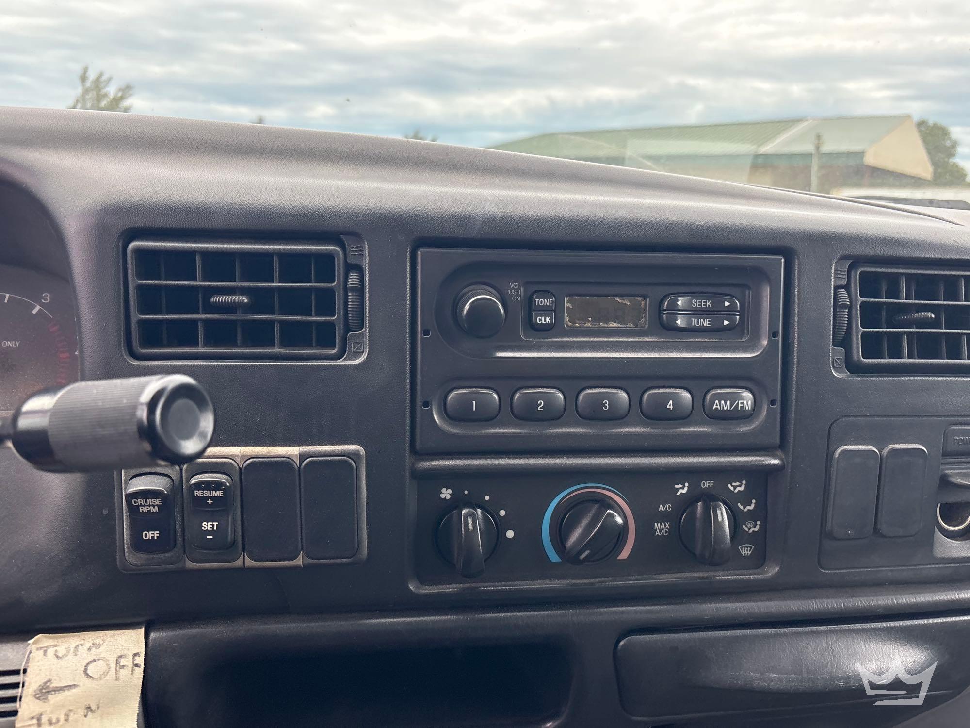 2004 Ford F650