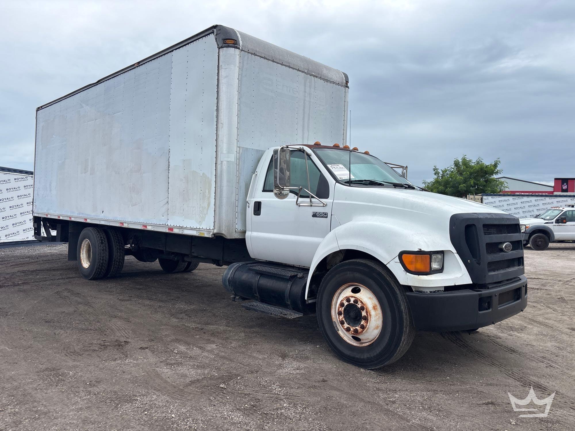 2004 Ford F650