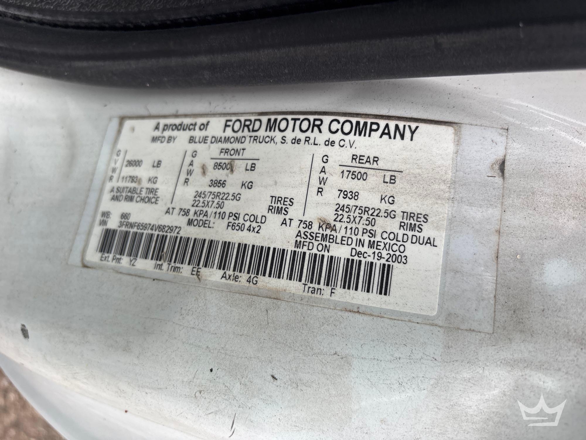 2004 Ford F650