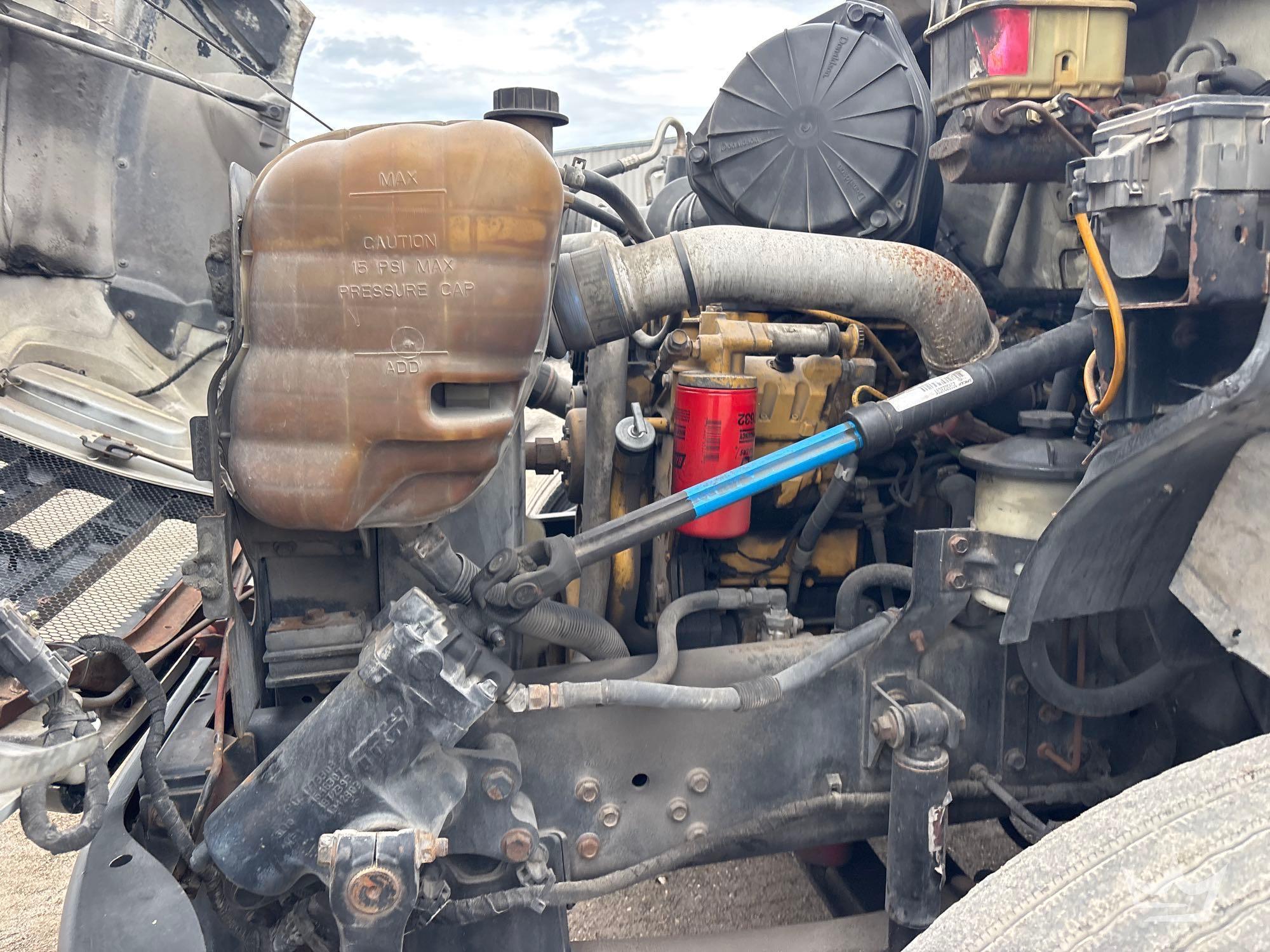 2004 Ford F650
