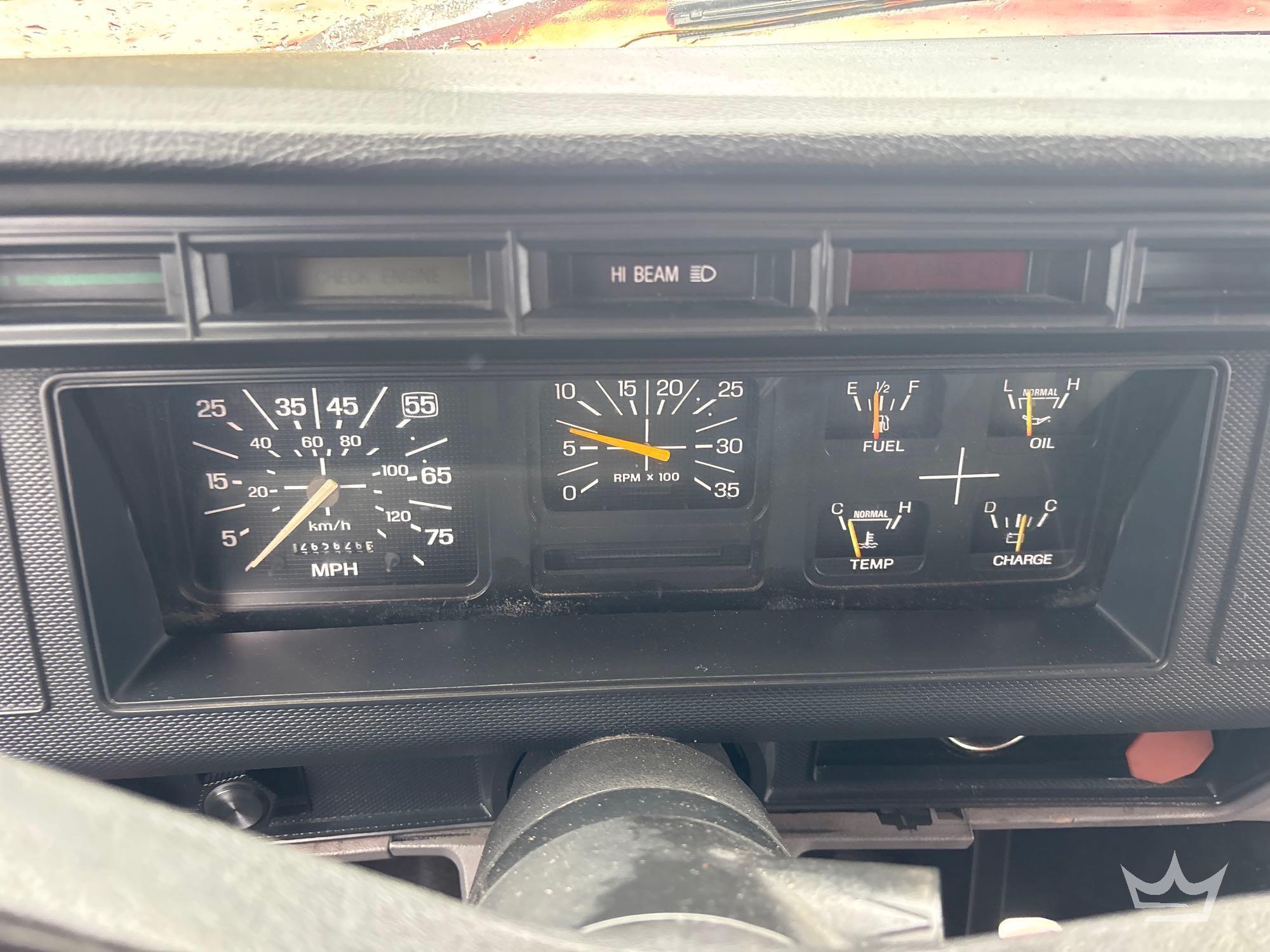 1996 Ford F800