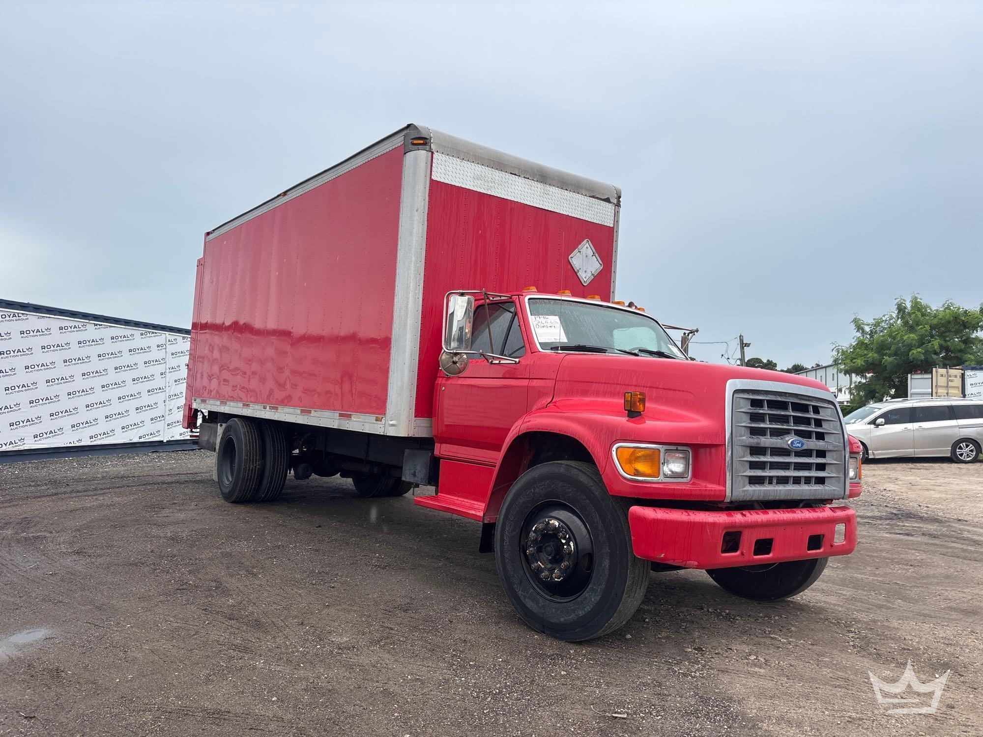 1996 Ford F800